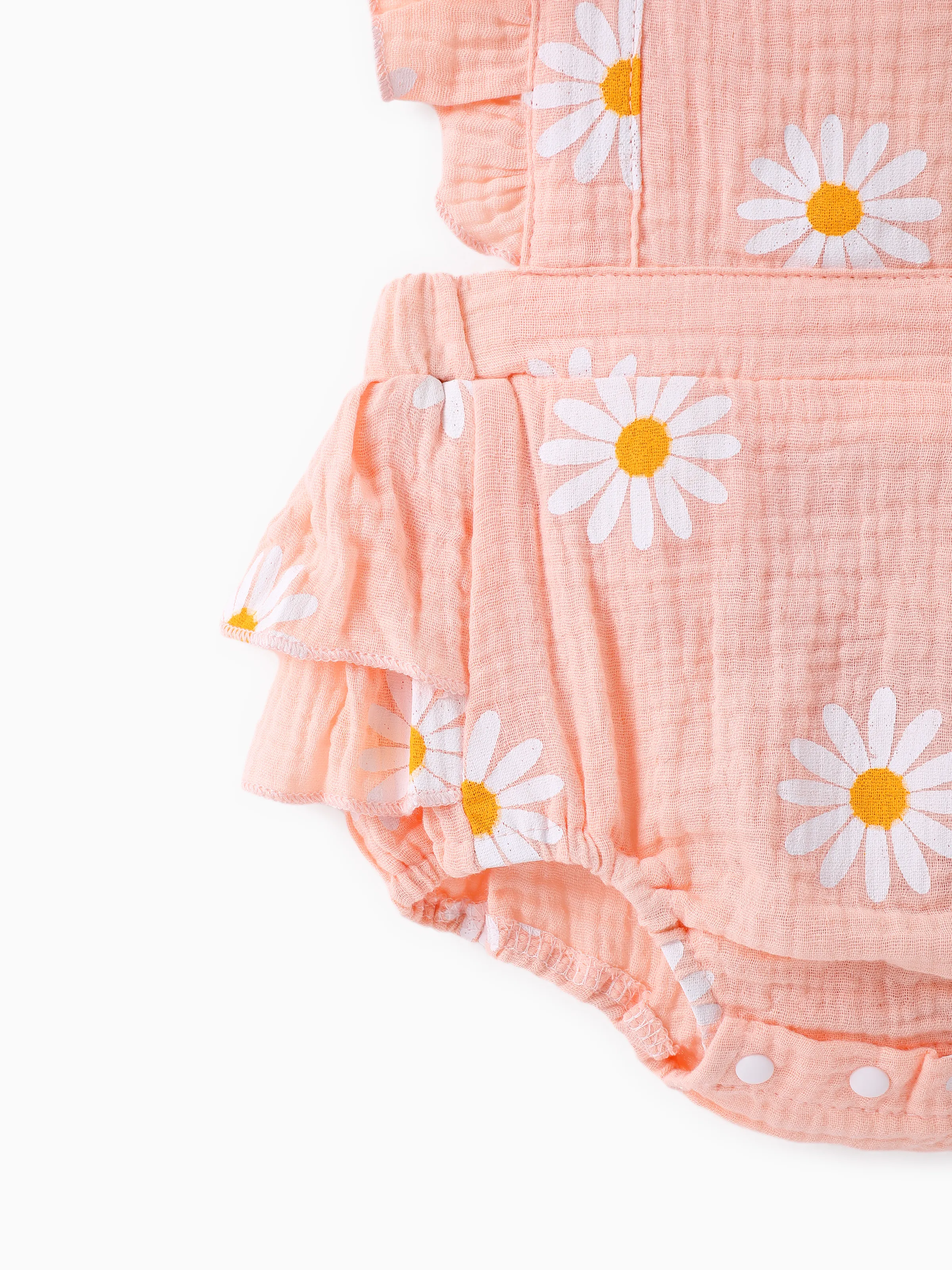 100% Cotton 2pcs Daisy Print Crepe Fabric Baby Romper Set Pink - Image 5
