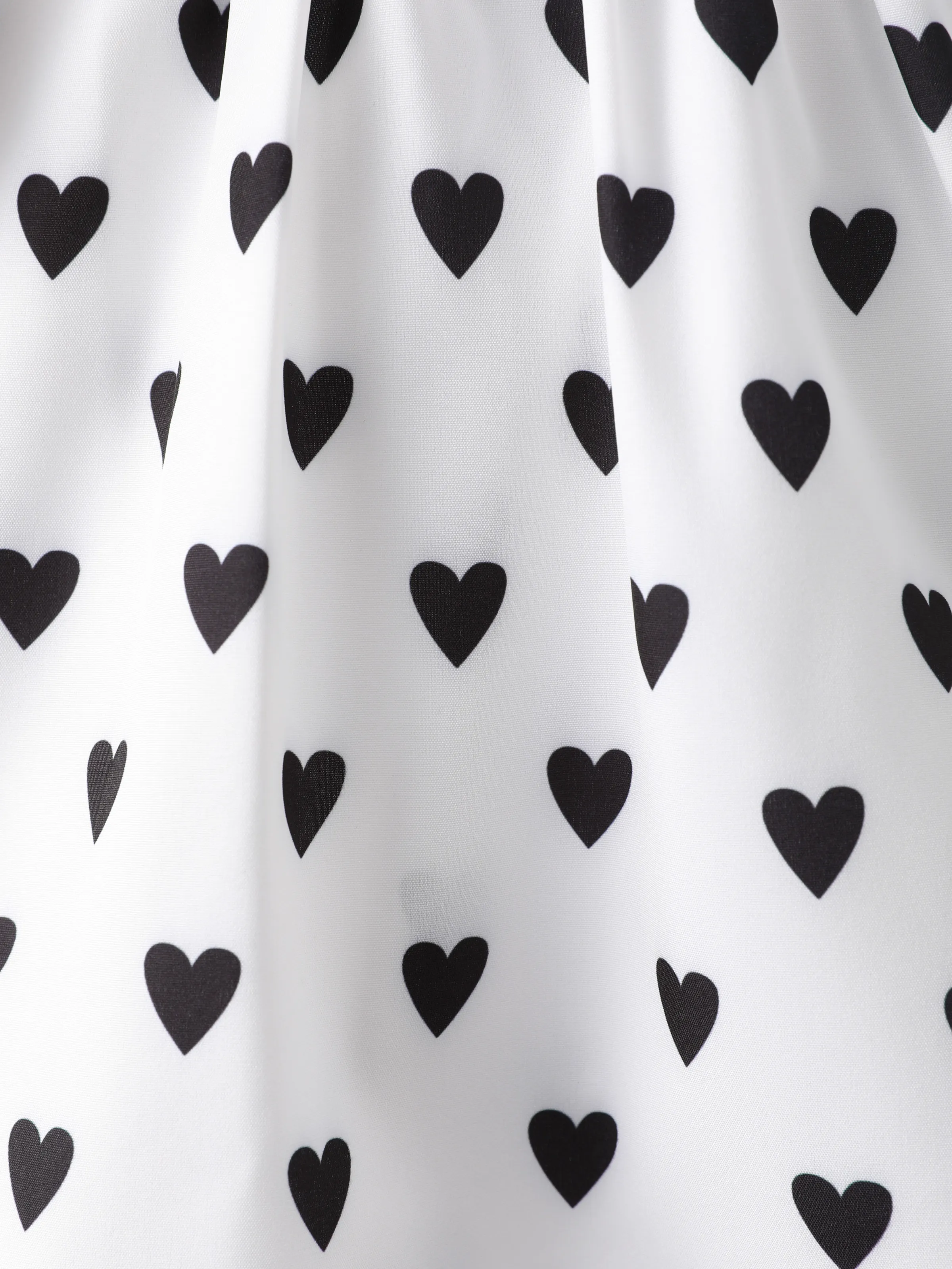 3pcs Toddler Girl Heart Print Short-sleeve Blouse and Denim Shorts & Headband Set White - Image 2