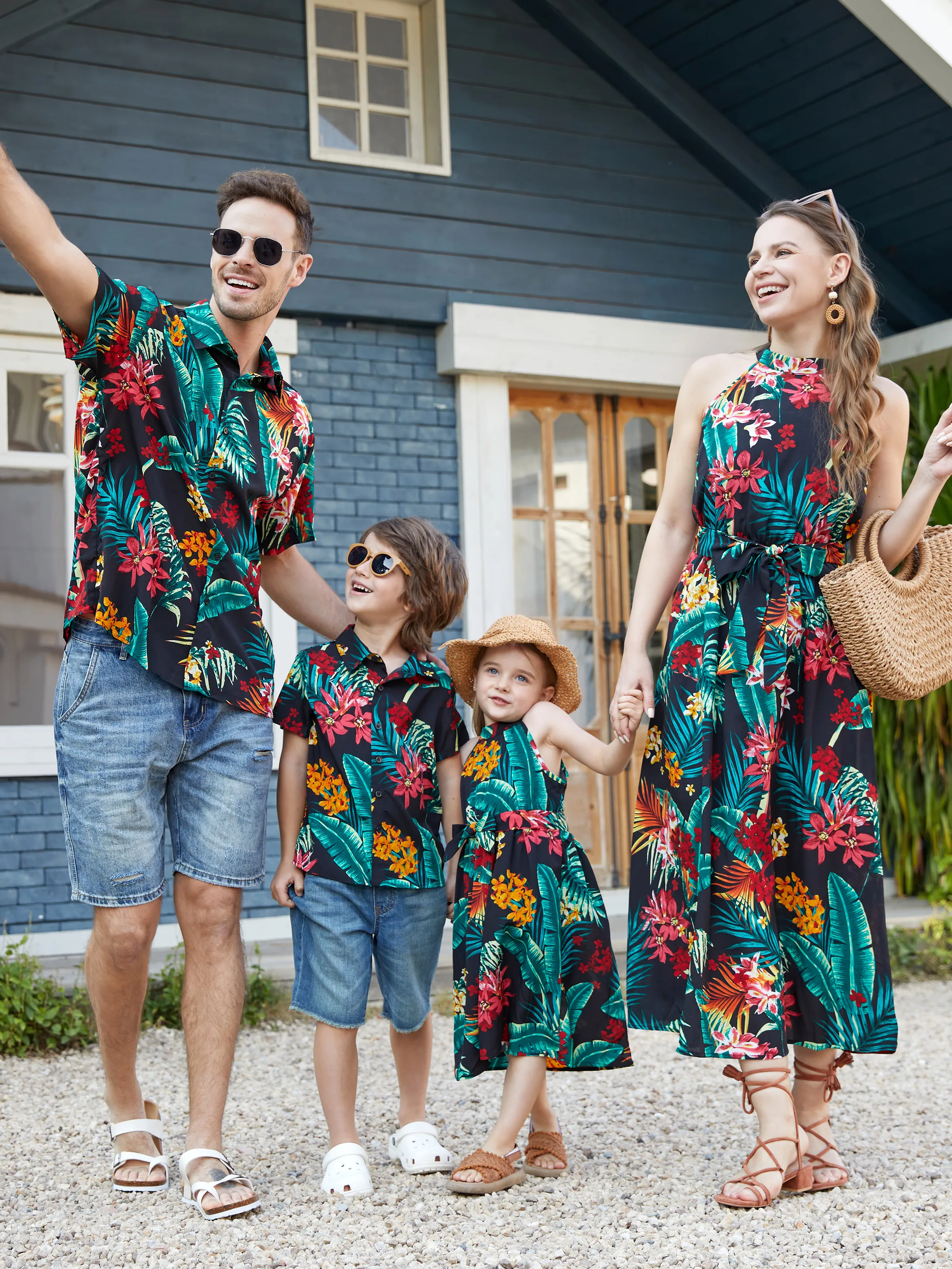 Daddy and Me Family Matching Allover Plant Floral Print Halterneck Dresses and Short-sleeve Shirts Sets Black - Image 2