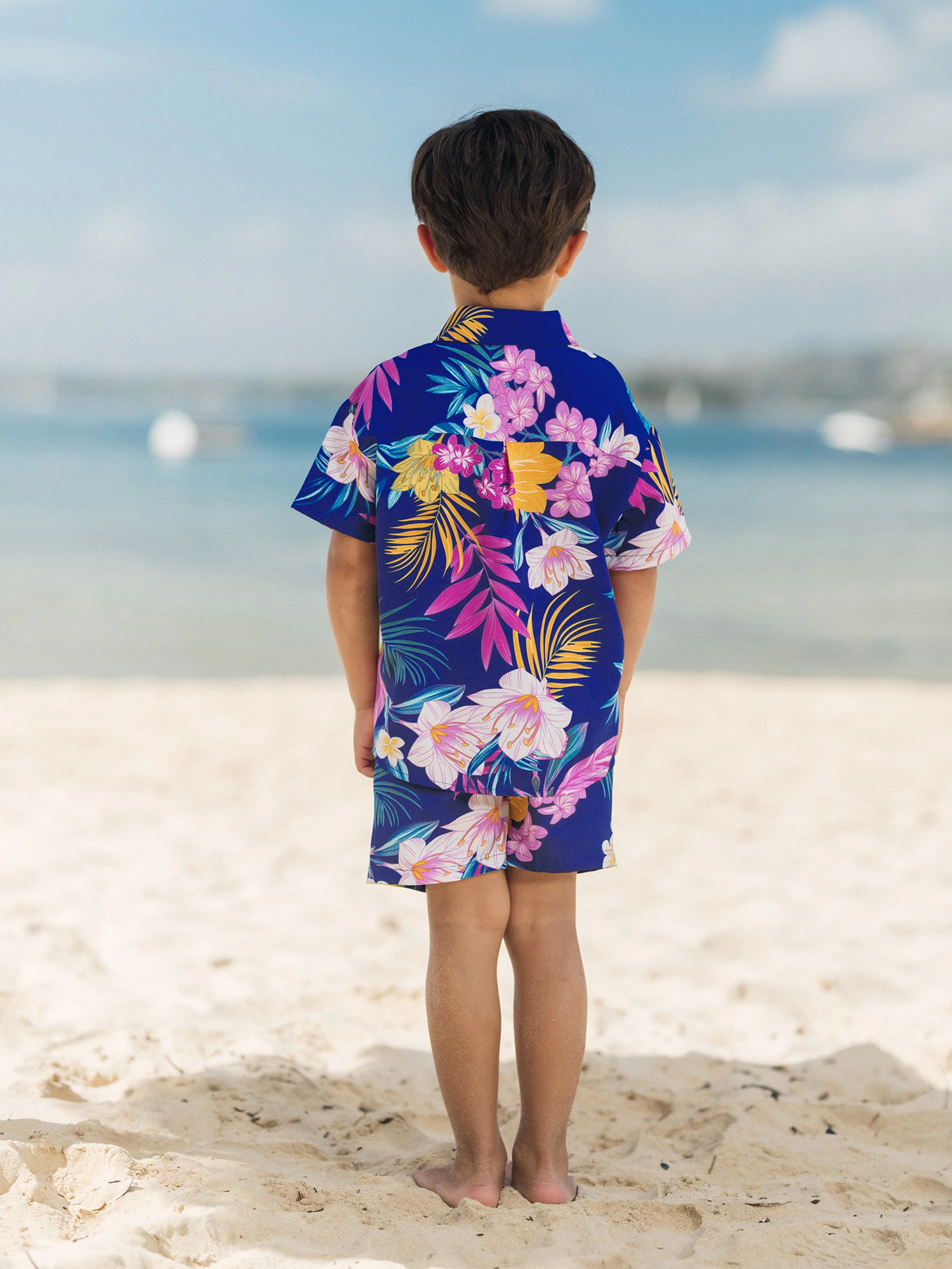Daddy and Me Matching Family Hawaiian Outfits Tropical Floral Print Strap Dress or Short-sleeve Shirts & Shorts Set Summer Beachwear Set for Vacation  Deep Blue - Image 11