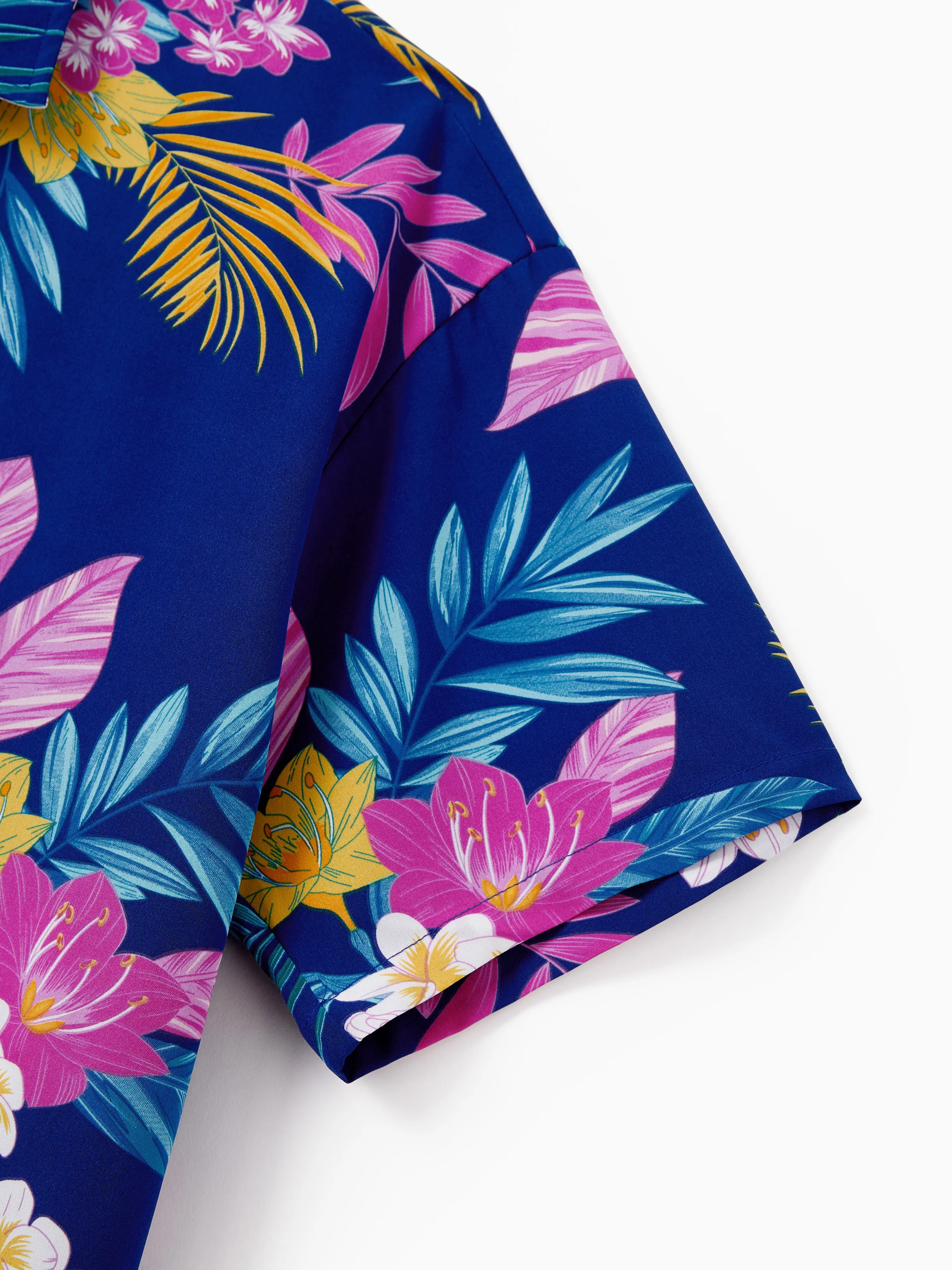 Daddy and Me Matching Family Hawaiian Outfits Tropical Floral Print Strap Dress or Short-sleeve Shirts & Shorts Set Summer Beachwear Set for Vacation  Deep Blue - Image 9