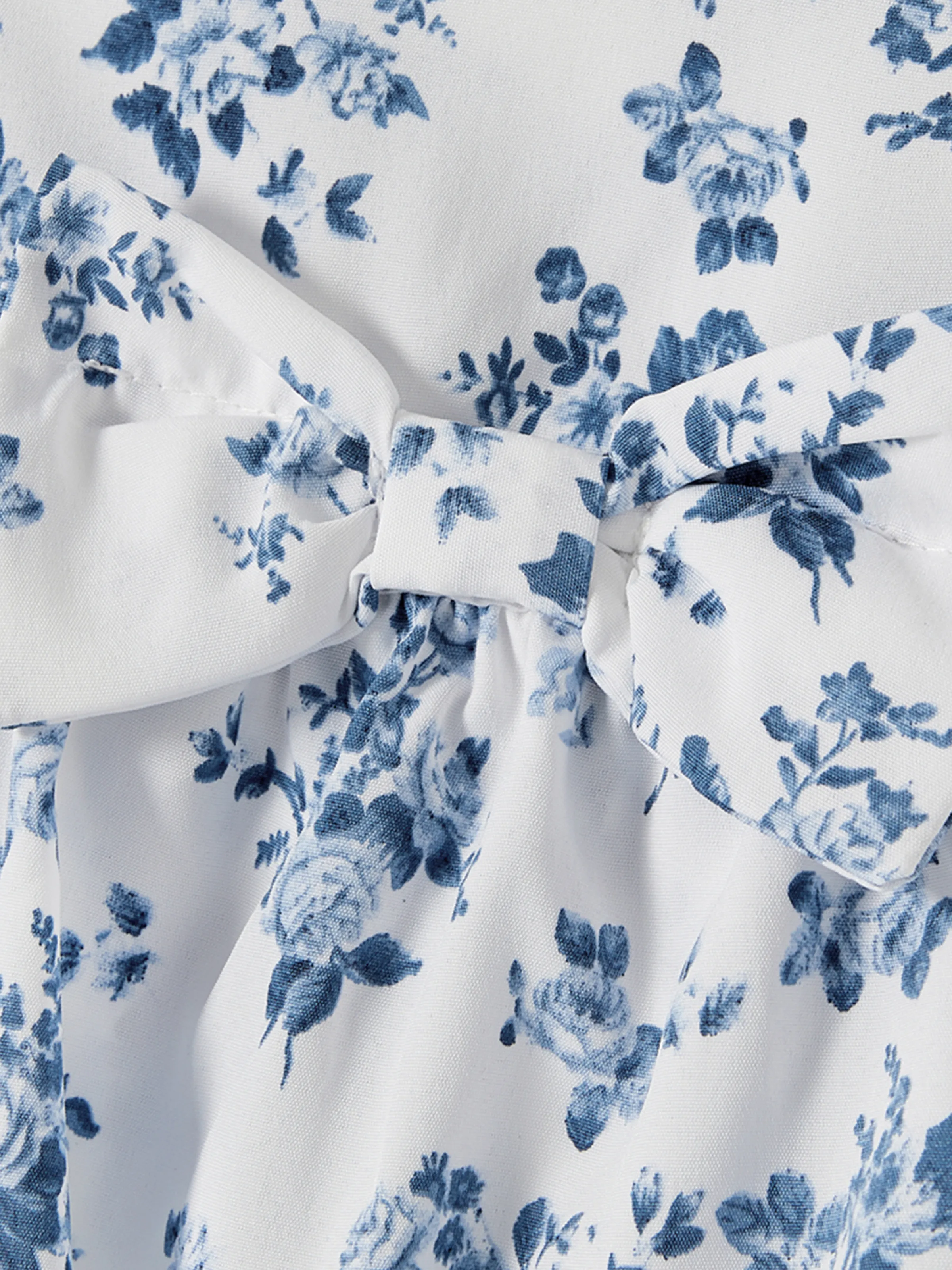 Daddy & Daughter Outfit: Floral Smocking Casual Suit BLUEWHITE - Image 16