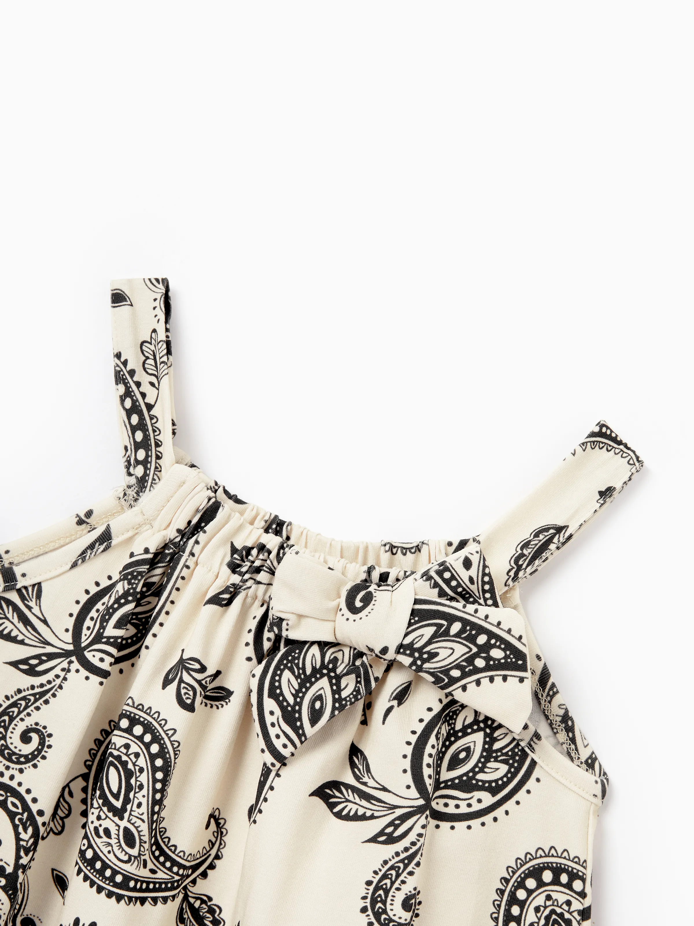 Daddy & Daughter Paisley Print Outfits Sleeveless Spaghetti Strap Dress & Cotton T-Shirt for Mom, Dad, & Kids Perfect for Family Outings & Photos Black - Image 15