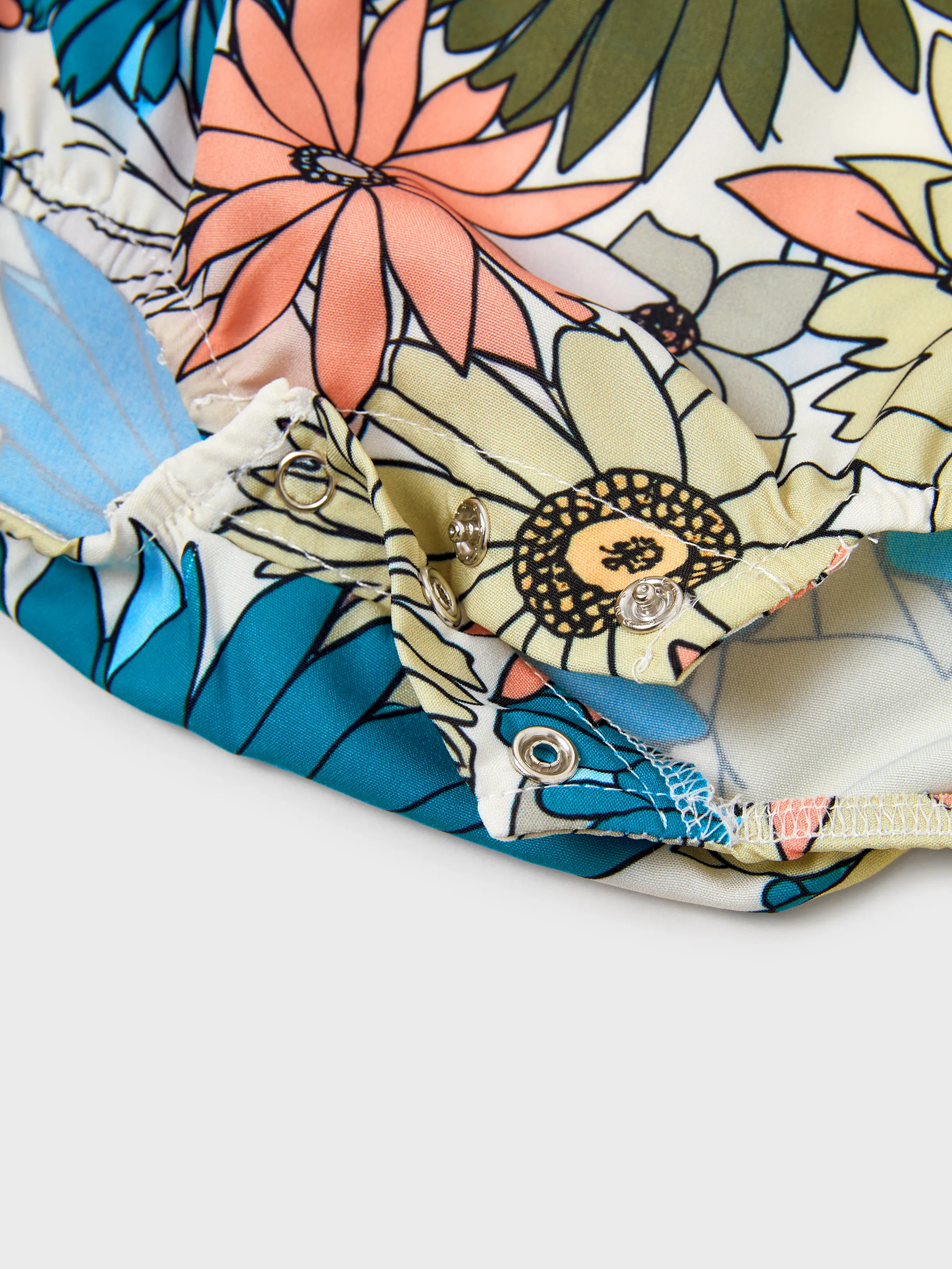 Daddy & Daughter Set Sun Flower Print Short-sleeve Collar Shirt or White Camisole Top and Flower Wide-leg Pants Set for Summer Vacation Multi-color - Image 17