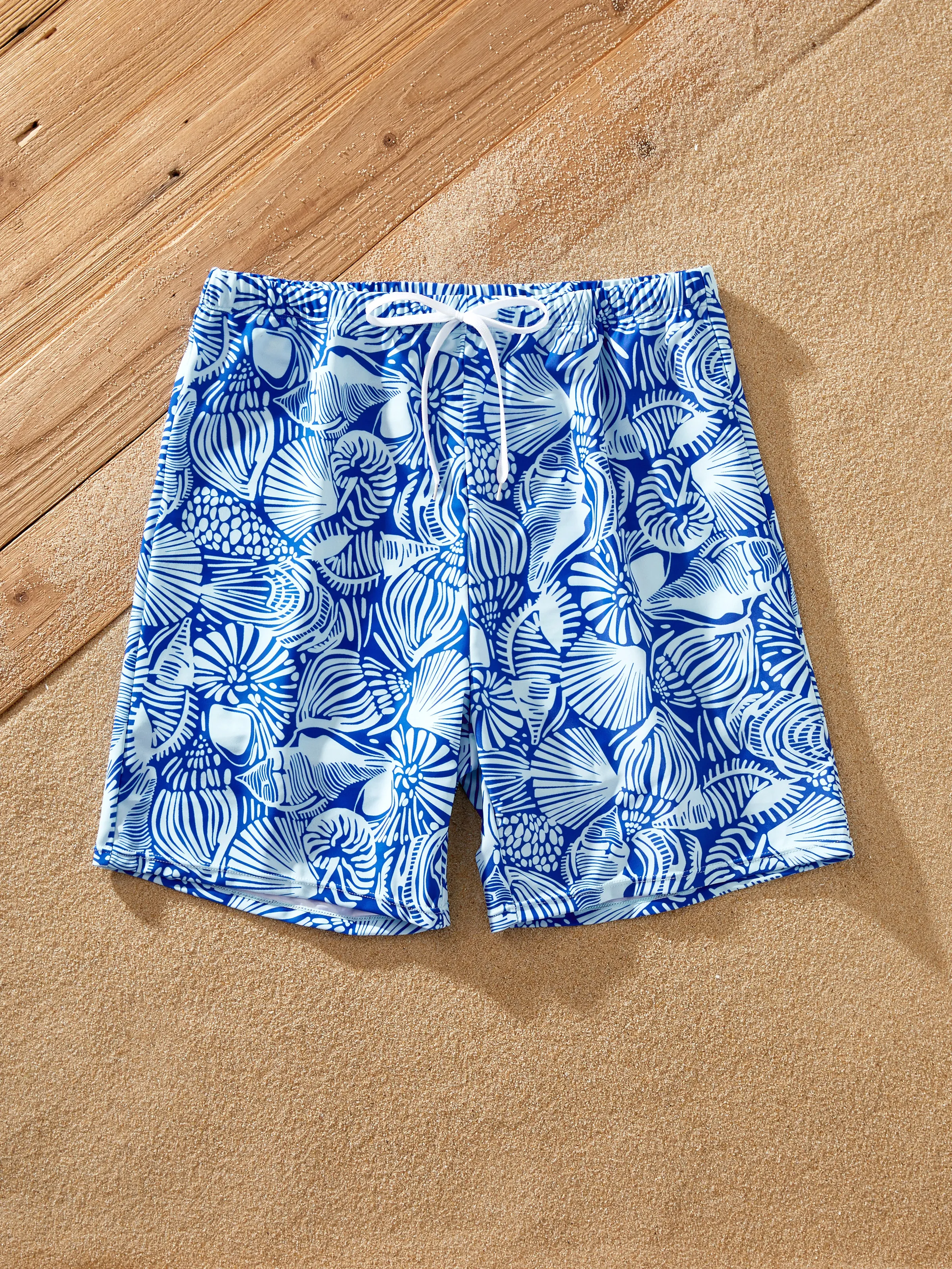 Daddy & Daughter Shell Print Swimwear Floral two-piece Bikini & Swim Shorts Set for Mom, Dad, & Kids, Perfect for Beach Days & Pool Parties Blue - Image 4