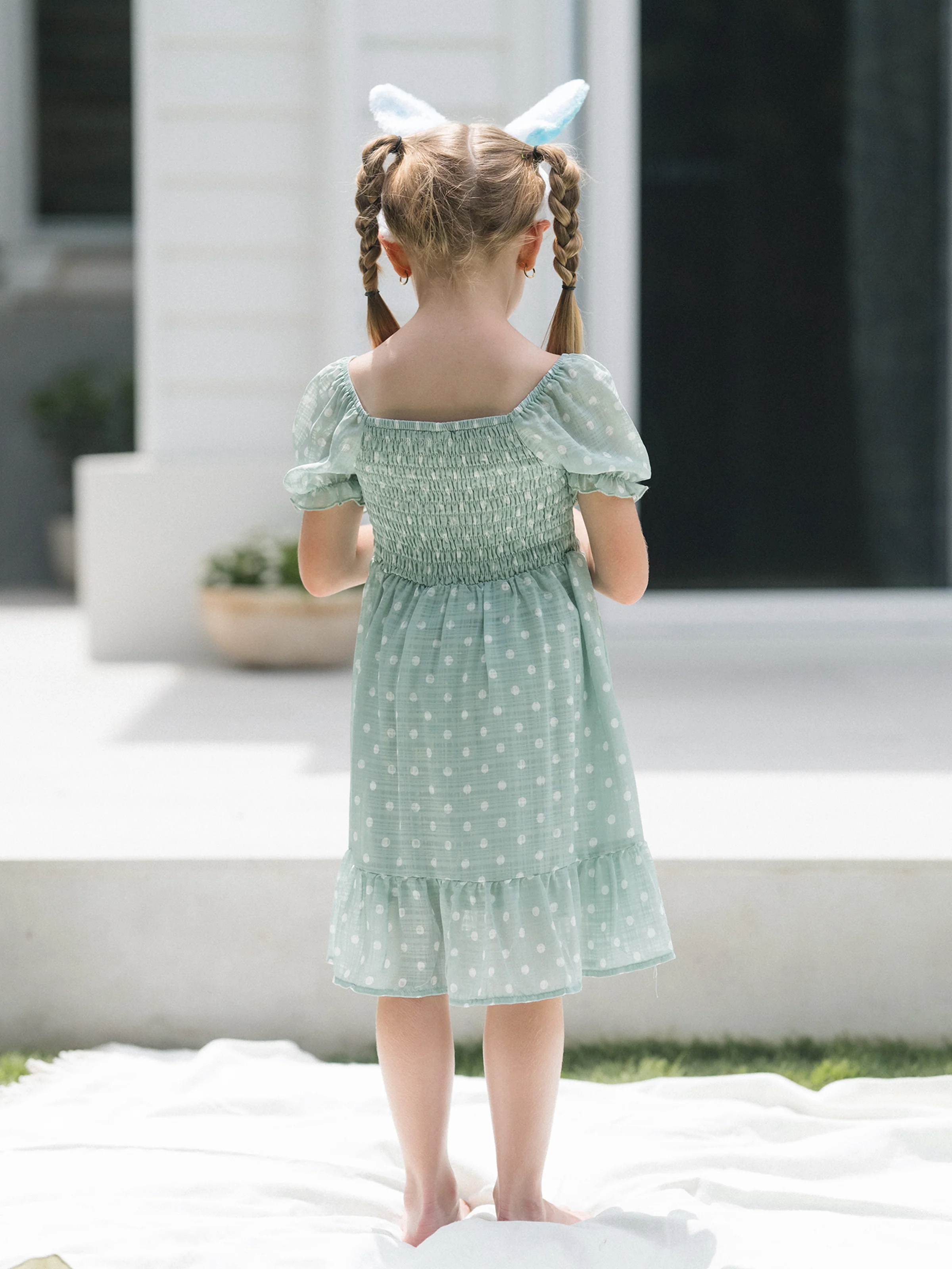 Daddy & Daughter T-Shirt & Dress Set Polka Dot Puff-sleeve Dress for Daughter & Baby, Color Block Cotton Tee for Dad , Perfect for Family Outings & Photos Light Green - Image 12