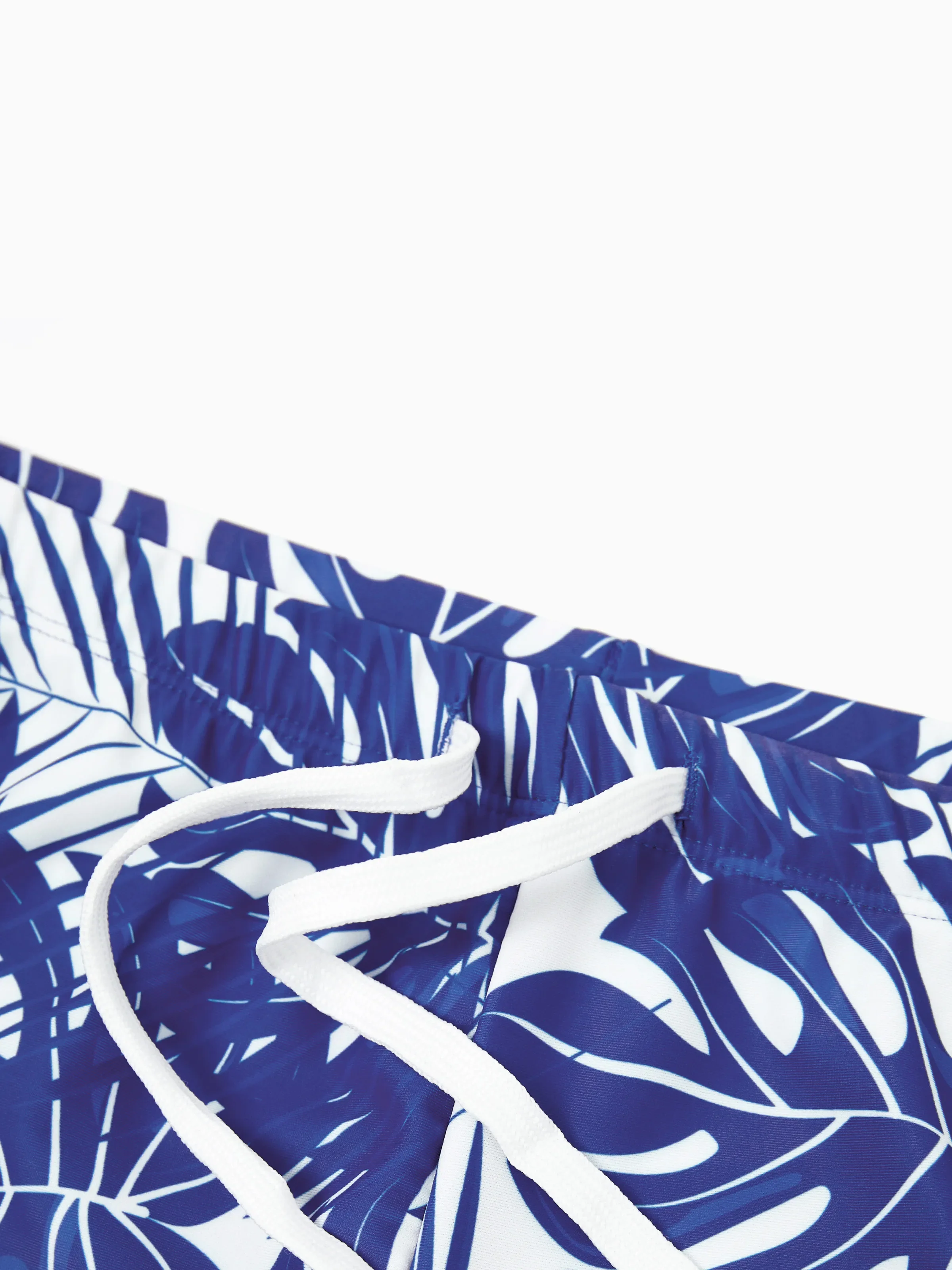 Daddy & Daughter Tropical Leaf Print Swim Trunks or Hollow-out  Crisscross Straps One-piece Swimsuit Blue - Image 4