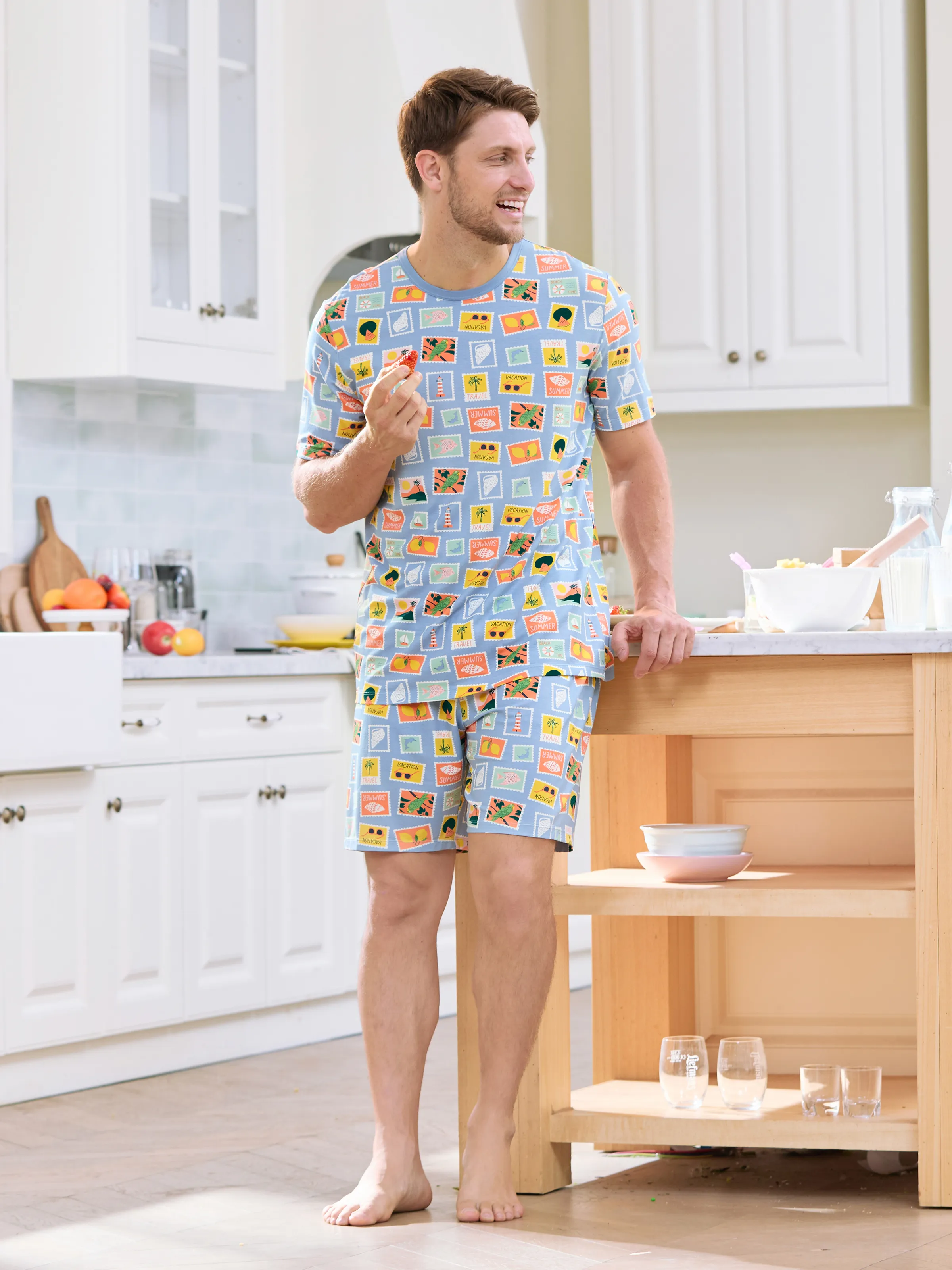 Daddy & Son Bamboo Family Pajamas Vacation Theme Print Short-sleeve Matching Pajama set (Snug-Fitting for Children) Color block - Image 3