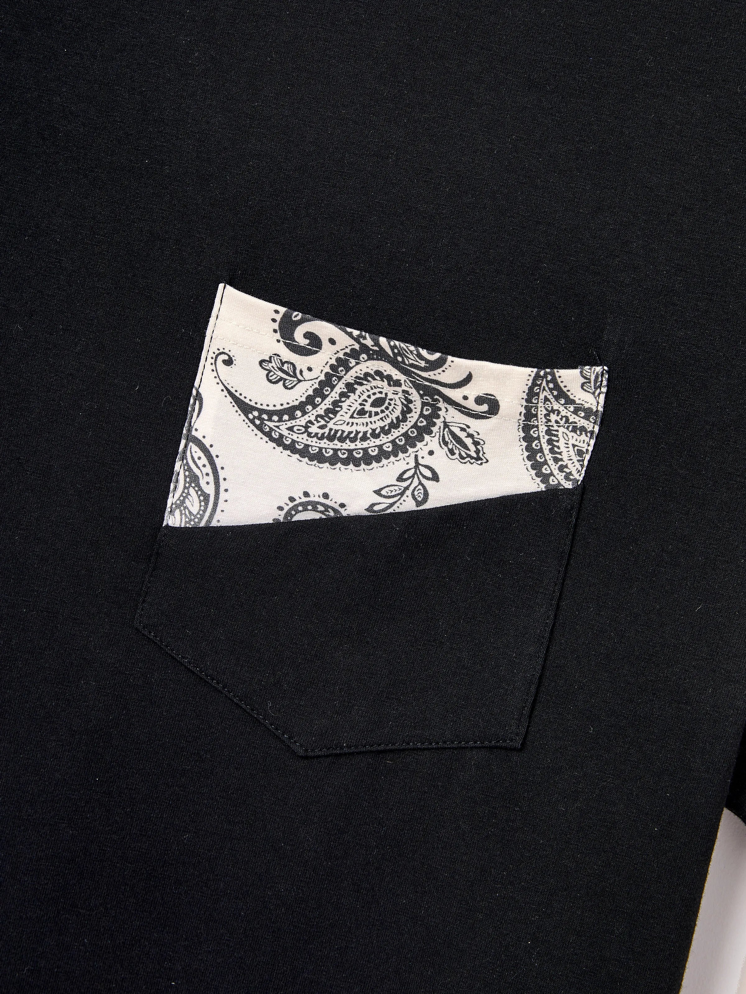 Daddy & Son Paisley Print Outfits Sleeveless Spaghetti Strap Dress & Cotton T-Shirt for Mom, Dad, & Kids Perfect for Family Outings & Photos Black - Image 6