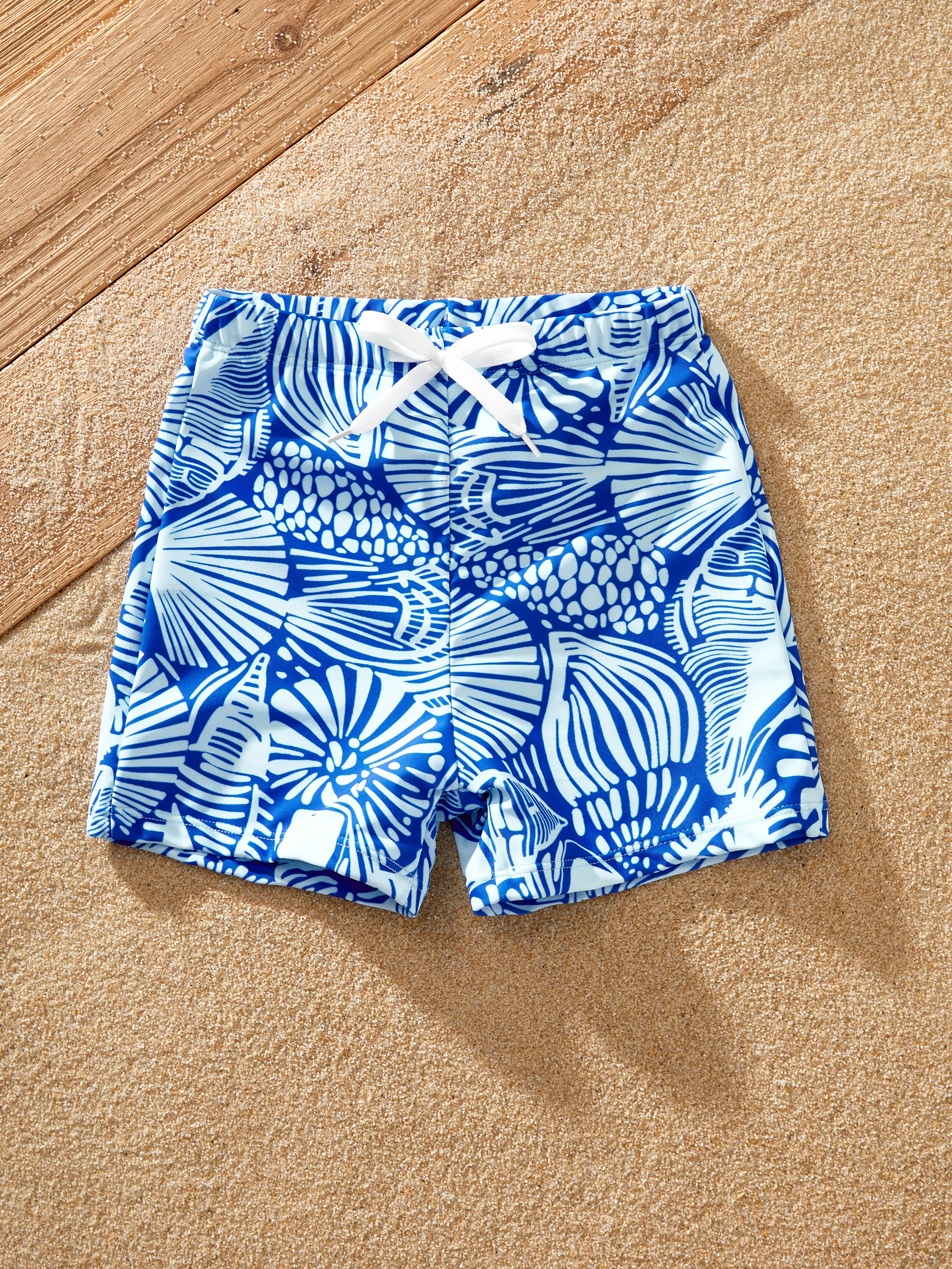 Daddy & Son Shell Print Swimwear Floral two-piece Bikini & Swim Shorts Set for Mom, Dad, & Kids, Perfect for Beach Days & Pool Parties Blue - Image 13