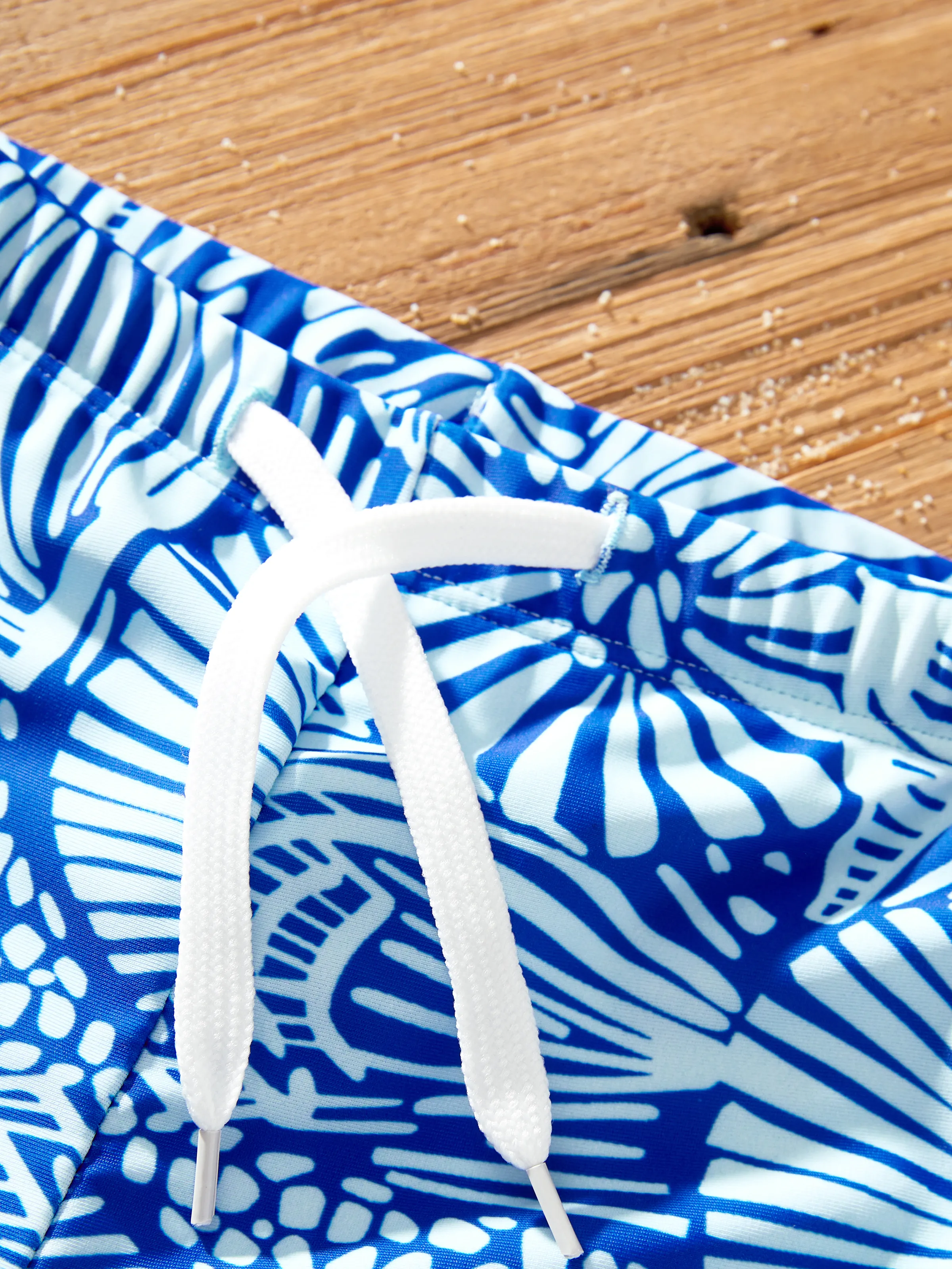 Daddy & Son Shell Print Swimwear Floral two-piece Bikini & Swim Shorts Set for Mom, Dad, & Kids, Perfect for Beach Days & Pool Parties Blue - Image 15