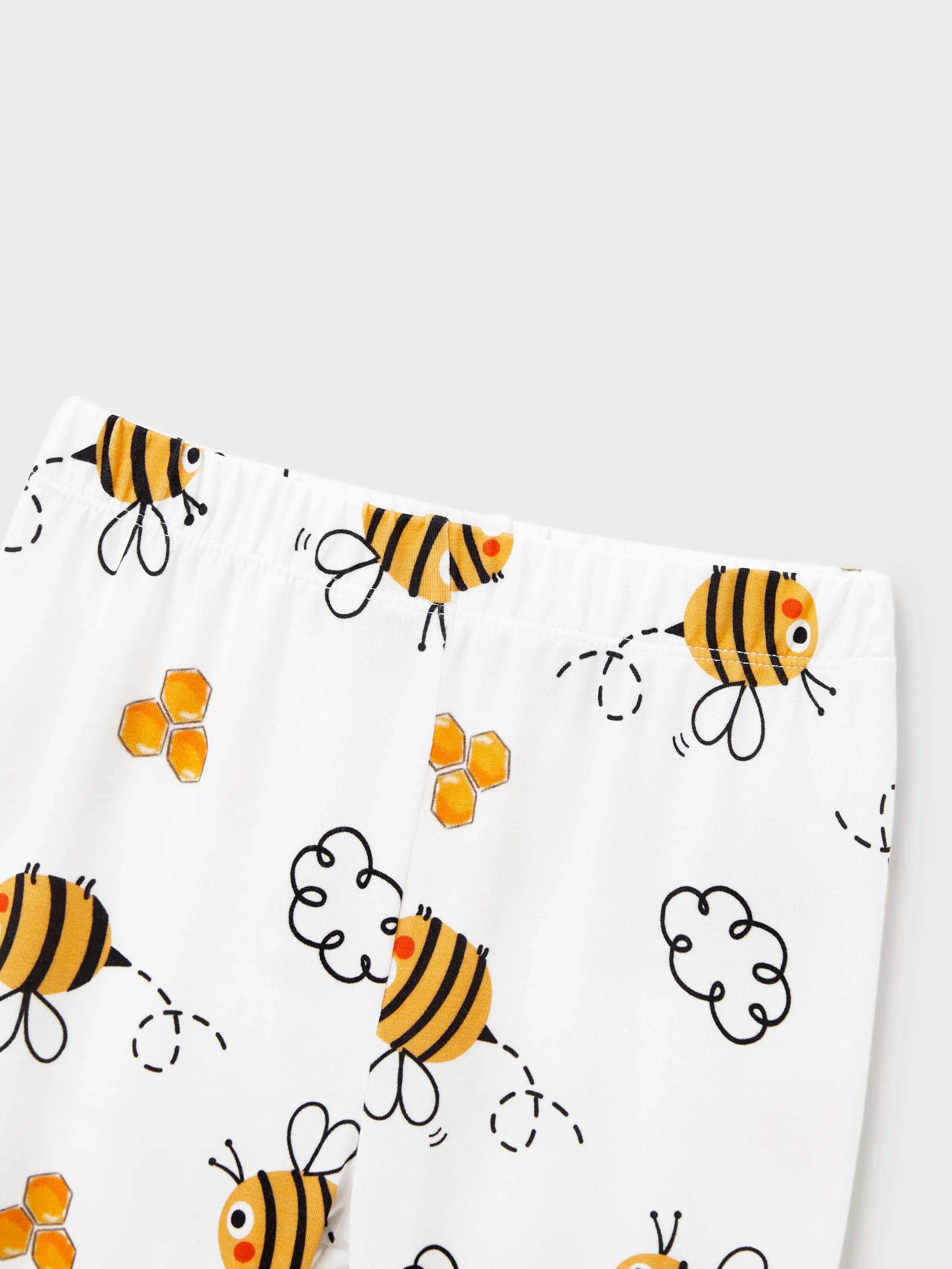 Family Matching Bamboo Pajamas Soft Bamboo Viscose PJs for Men Women Kids Toddler, Cute Bee Print Sleepwear with Short Sleeve Top and Long Pants White - Image 18