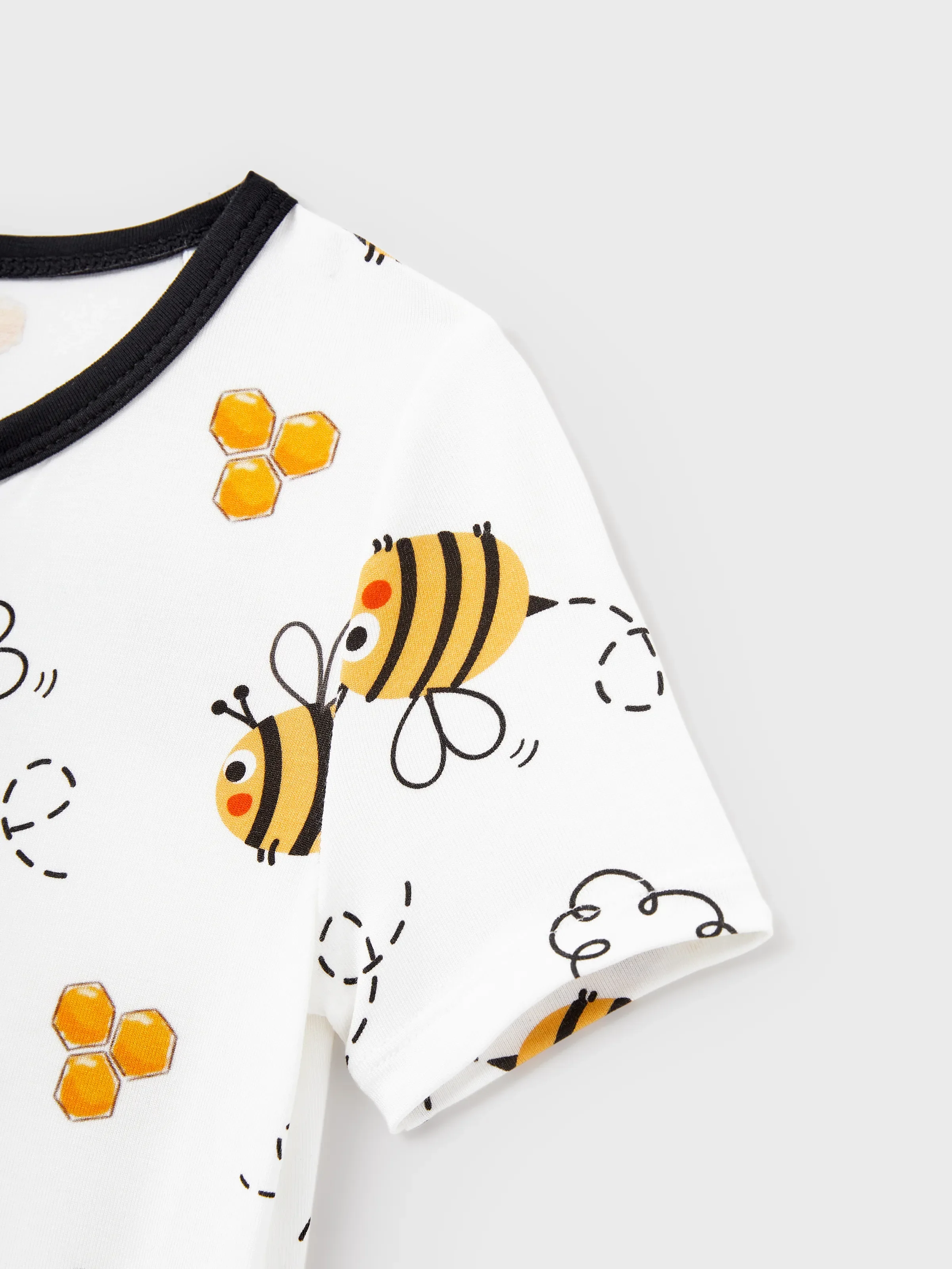 Family Matching Bamboo Pajamas Soft Bamboo Viscose PJs for Men Women Kids Toddler, Cute Bee Print Sleepwear with Short Sleeve Top and Long Pants White - Image 24