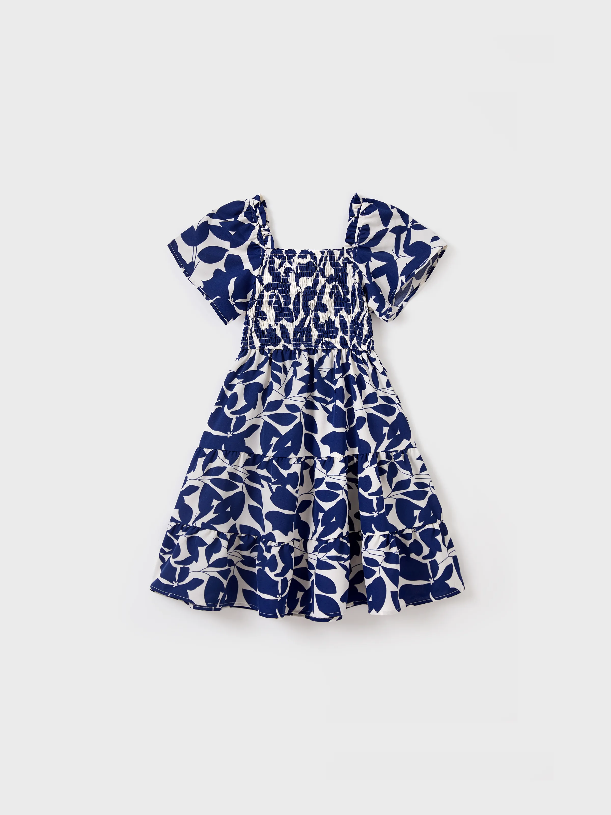 Family Matching Blue Colorblock Tee or Leaf Print Smocking Puff-sleeve Dress Set Blue - Image 6
