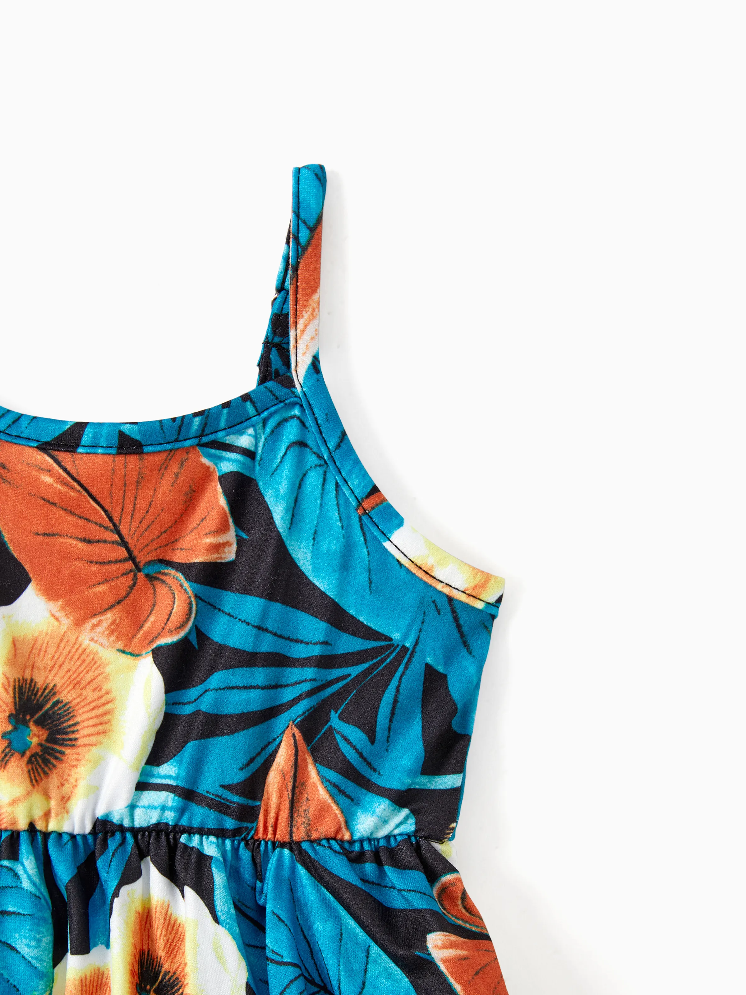 Family Matching Floral Panel T-shirt and Floral Ruched Drawstring Side Strap Dress Sets Black - Image 14