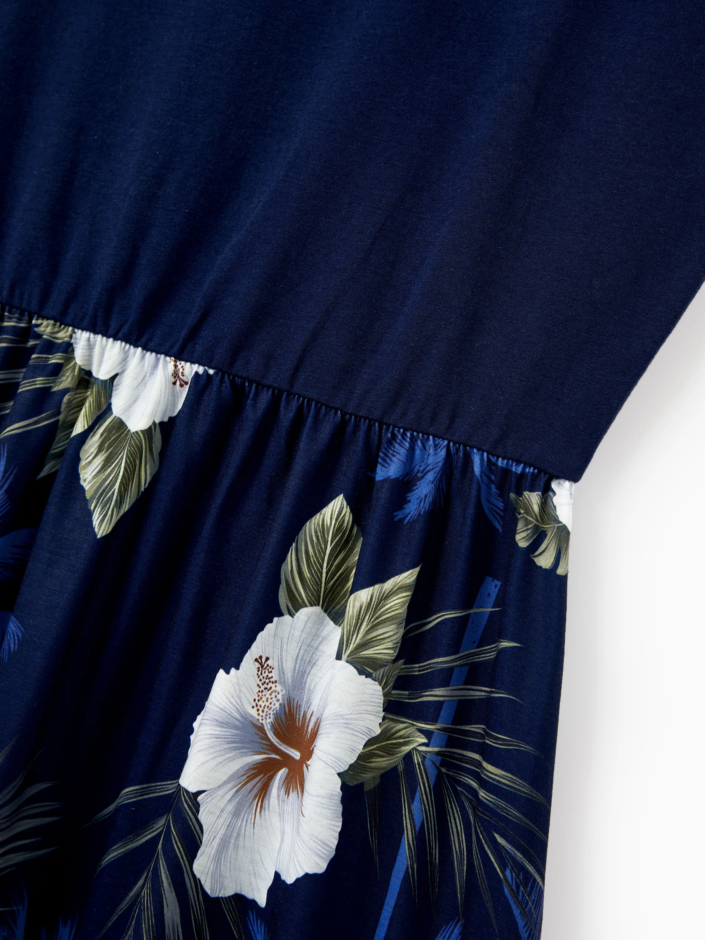 Family Matching Floral Print Cotton Top Short-sleeve Shirt or Splicing Sleeveless Tank Dress Deep Blue - Image 6