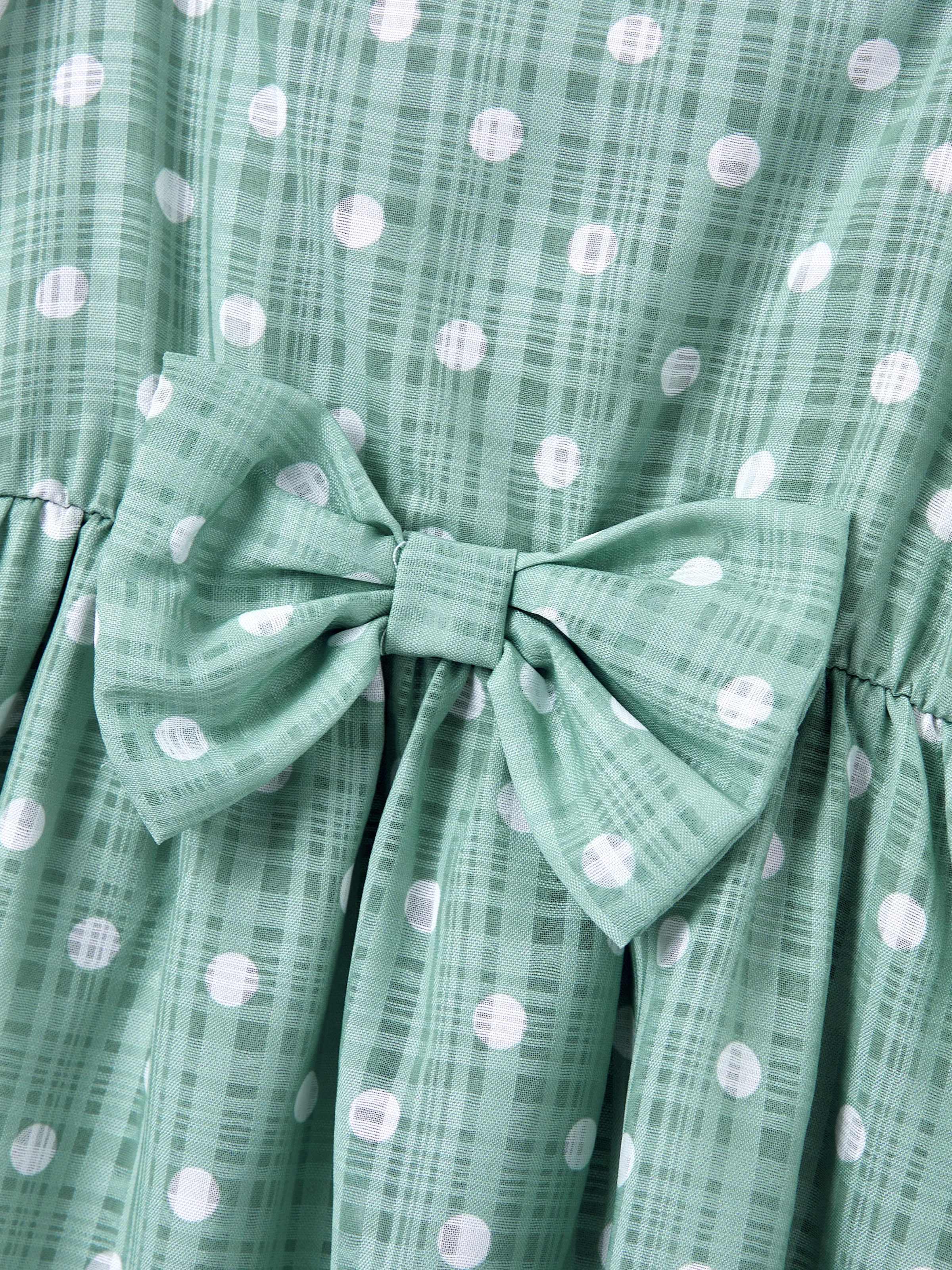 Family Matching T-Shirt & Dress Set Polka Dot Puff-sleeve Dress for Mom, Daughter & Baby, Color Block Cotton Tee for Dad & Son, Perfect for Family Outings & Photos Light Green - Image 21