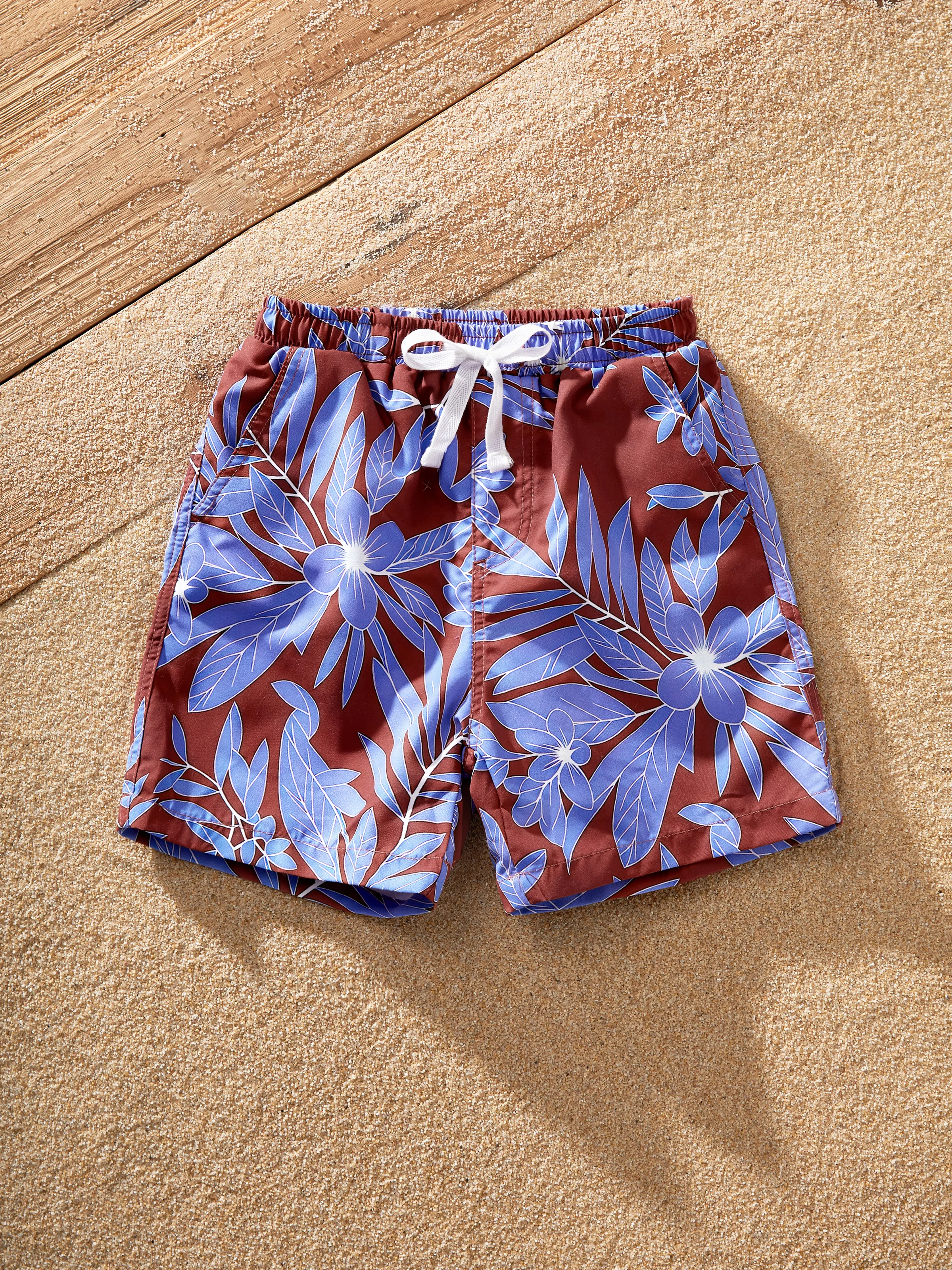 Family Matching Tropical Leaf Print Swimsuits Cutout One-Piece & Swim Trunks Set Multi-color - Image 4