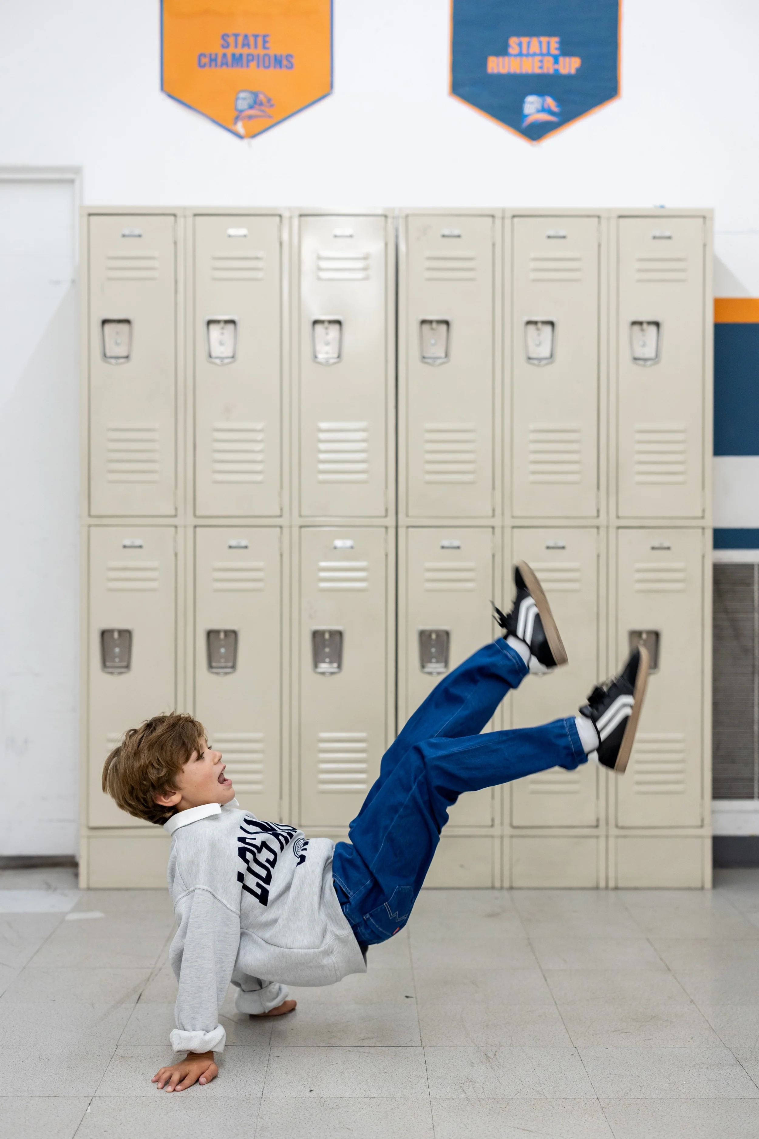 Kids Elastic Waist Denim Pants Soft Stretch Comfortable Everyday Jeans with Pockets Deep Blue - Image 5