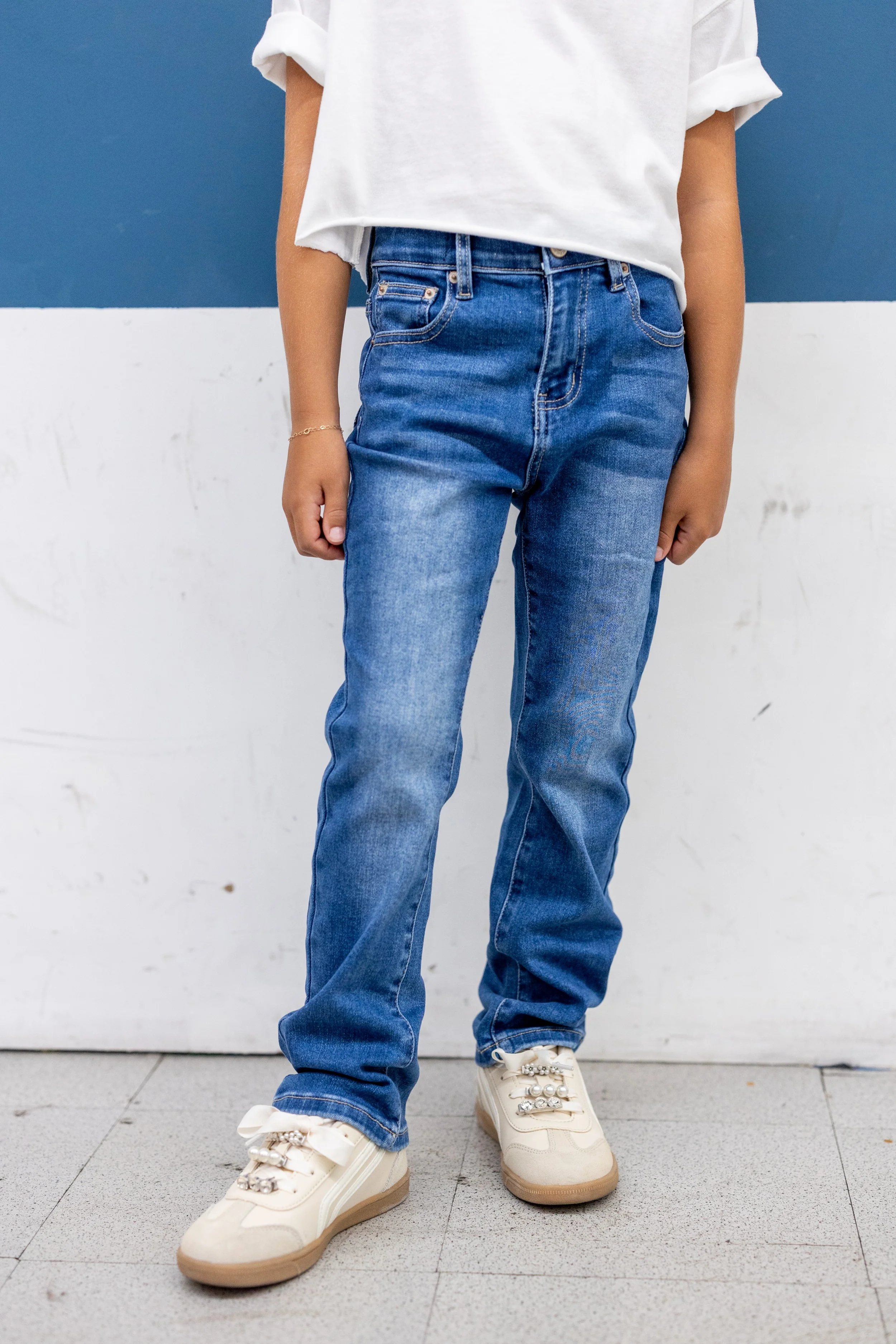 Kids Pull On Elastic Waist Denim Jeans Soft Stretch Comfortable Everyday Pants with Pockets Blue - Image 3