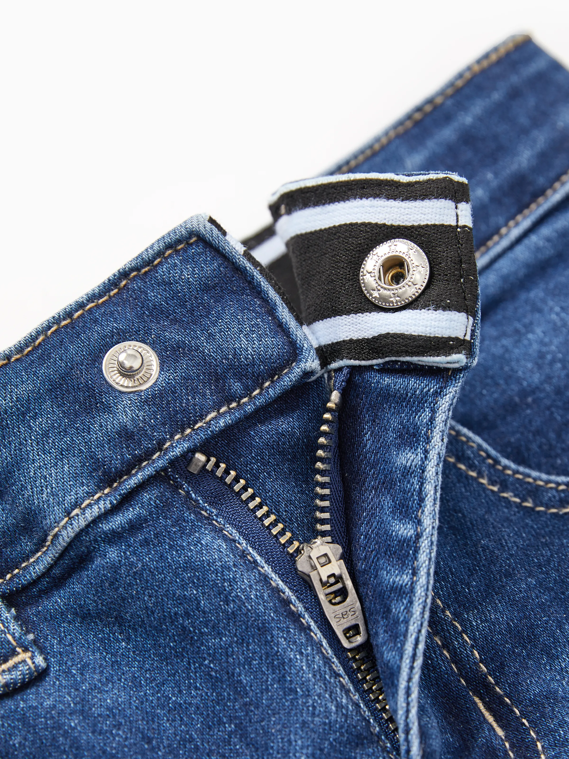 Kids Pull On Elastic Waist Denim Jeans Soft Stretch Comfortable Everyday Pants with Pockets Deep Blue - Image 10