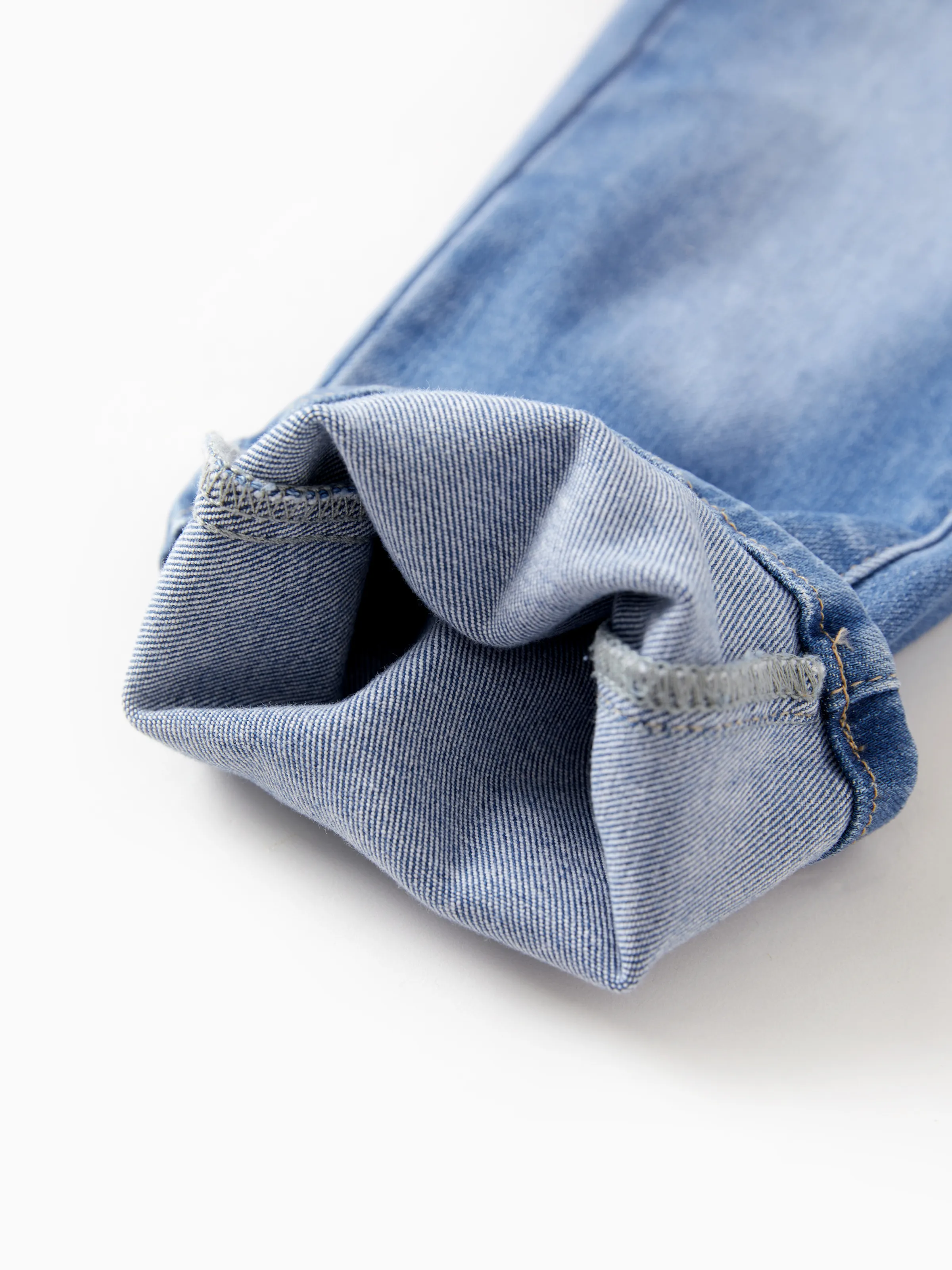 Kids Pull On Elastic Waist Denim Jeans Soft Stretch Comfortable Everyday Pants with Pockets Light Blue - Image 16