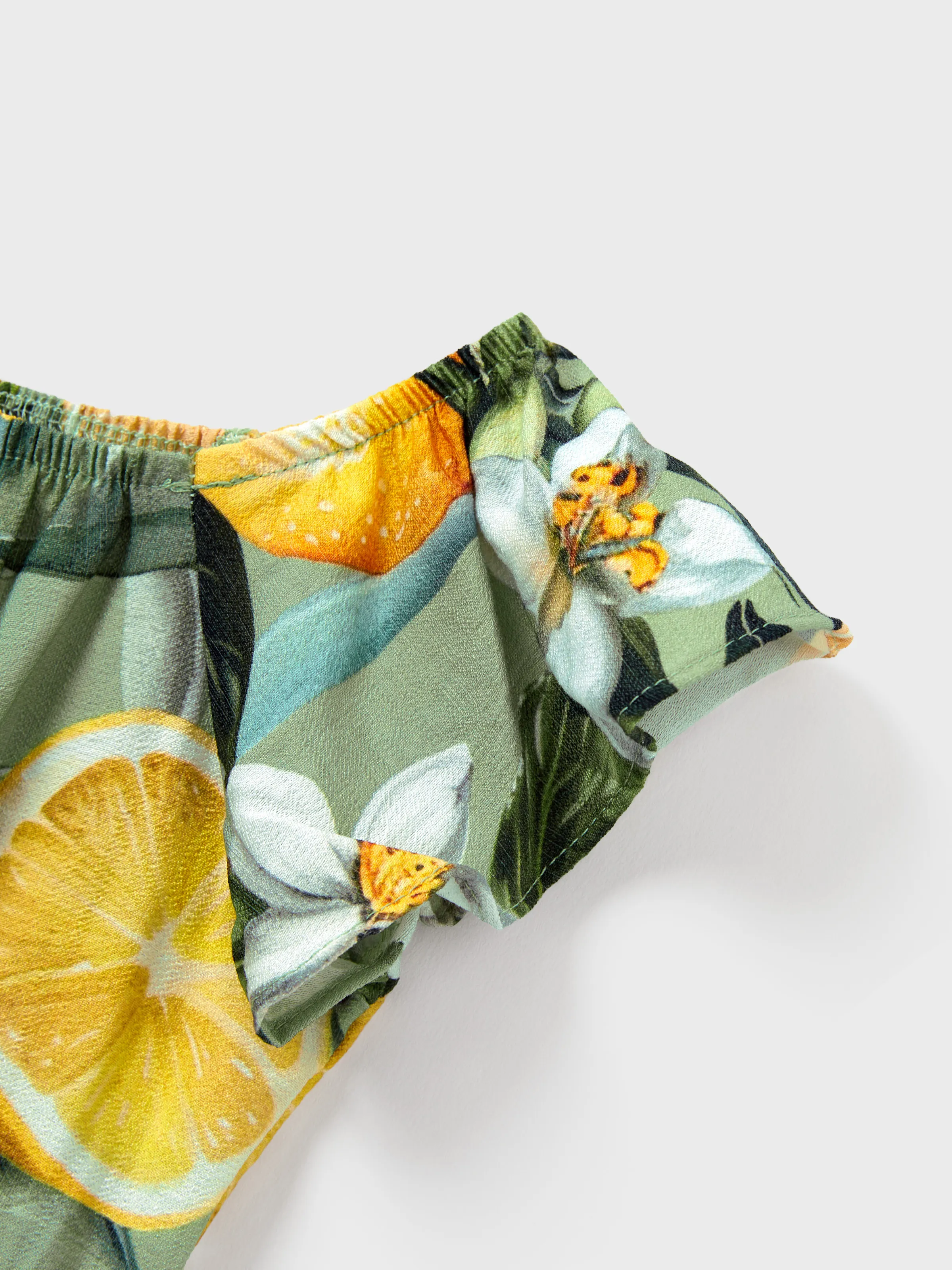 Matching Family Outfits Lemon Print Hawaiian Shirts & Summer Dresses Tropical Vacation Clothes for Men, Women & Kids Green - Image 18