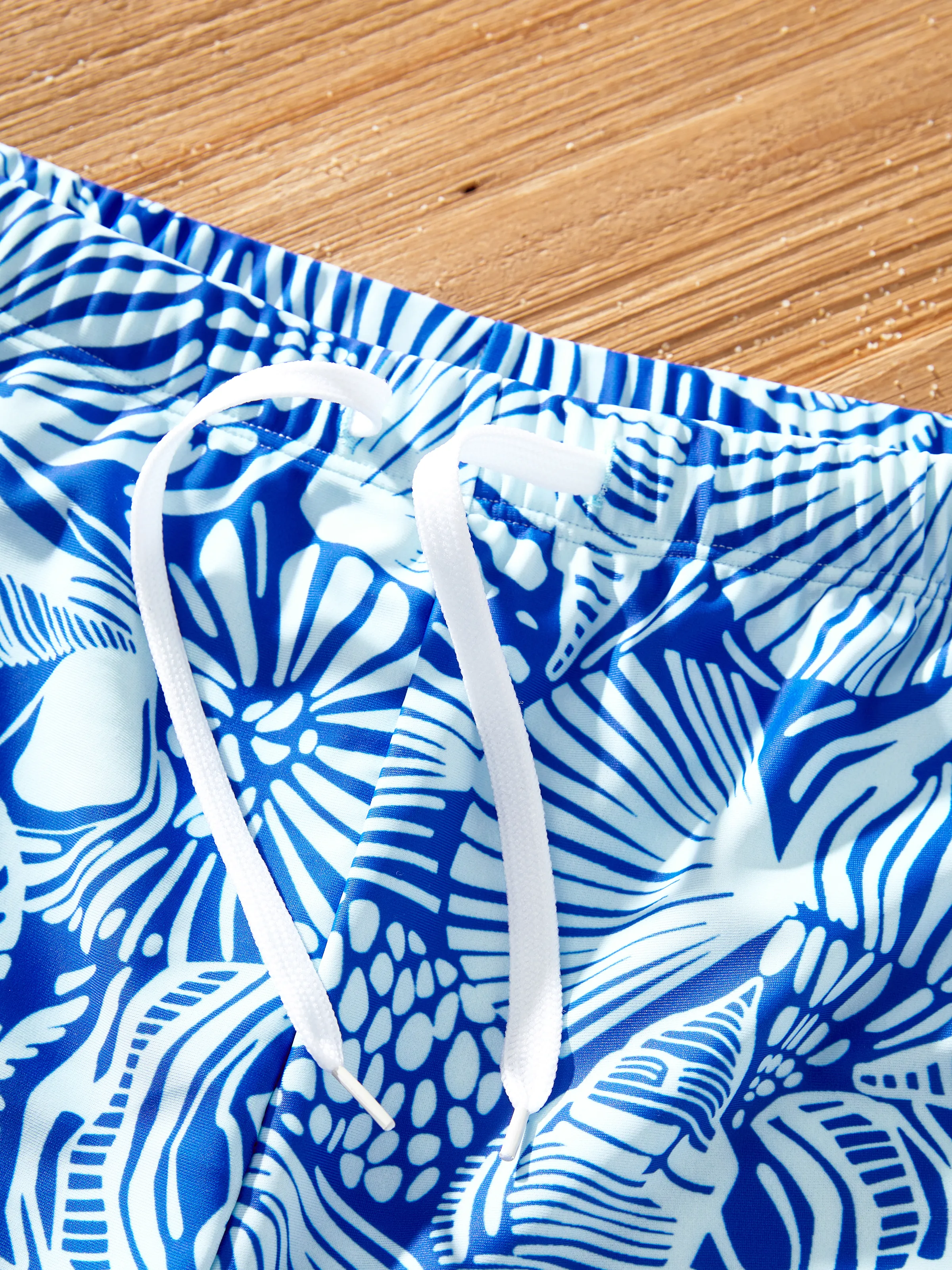 Matching Family Shell Print Swimwear Floral two-piece Bikini & Swim Shorts Set for Mom, Dad, & Kids, Perfect for Beach Days & Pool Parties Blue - Image 27