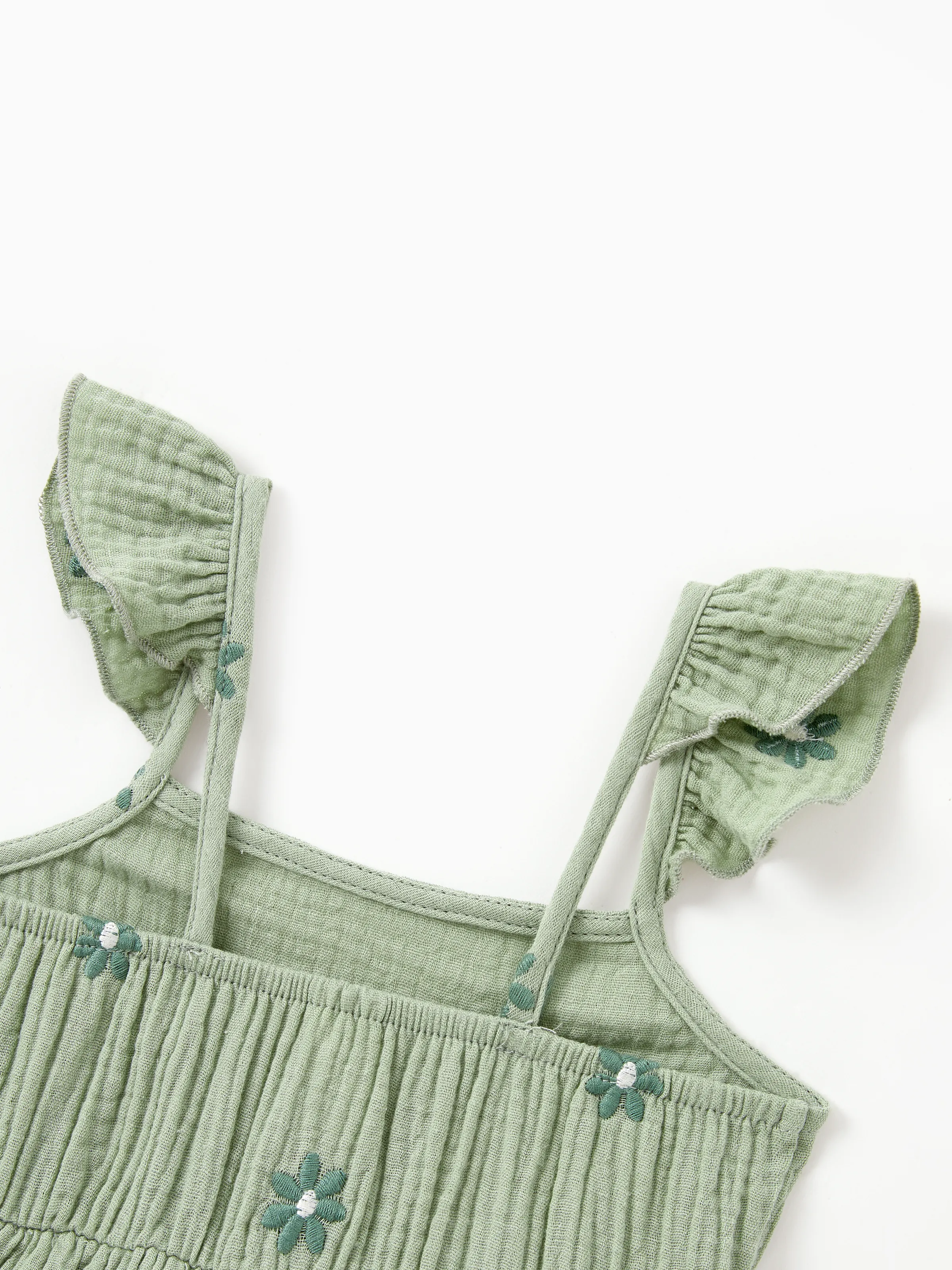 Matching Floral Cotton Dresses for Mom & Me Button-Down Smocked Floral Strap Dress for Mom, Baby Girl Ruffle Dress with Bow, Perfect for Summer Family Outings & Photos Pale Green - Image 15