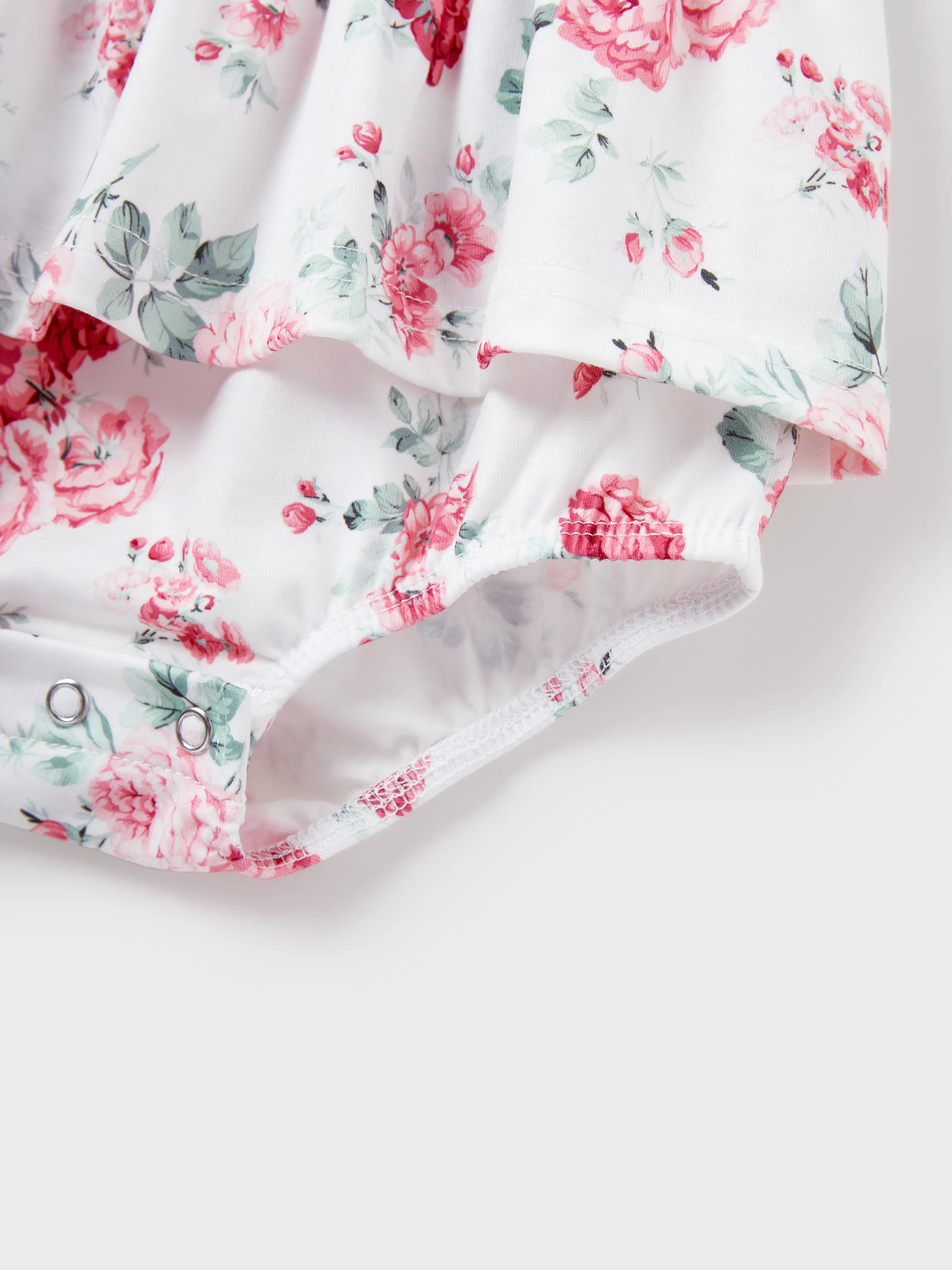 Mommy and Me Family Matching Outfits Set Solid Color Short-sleeve Polo Collar Shirt or Flower Print Hollow out Dress  Pink - Image 17