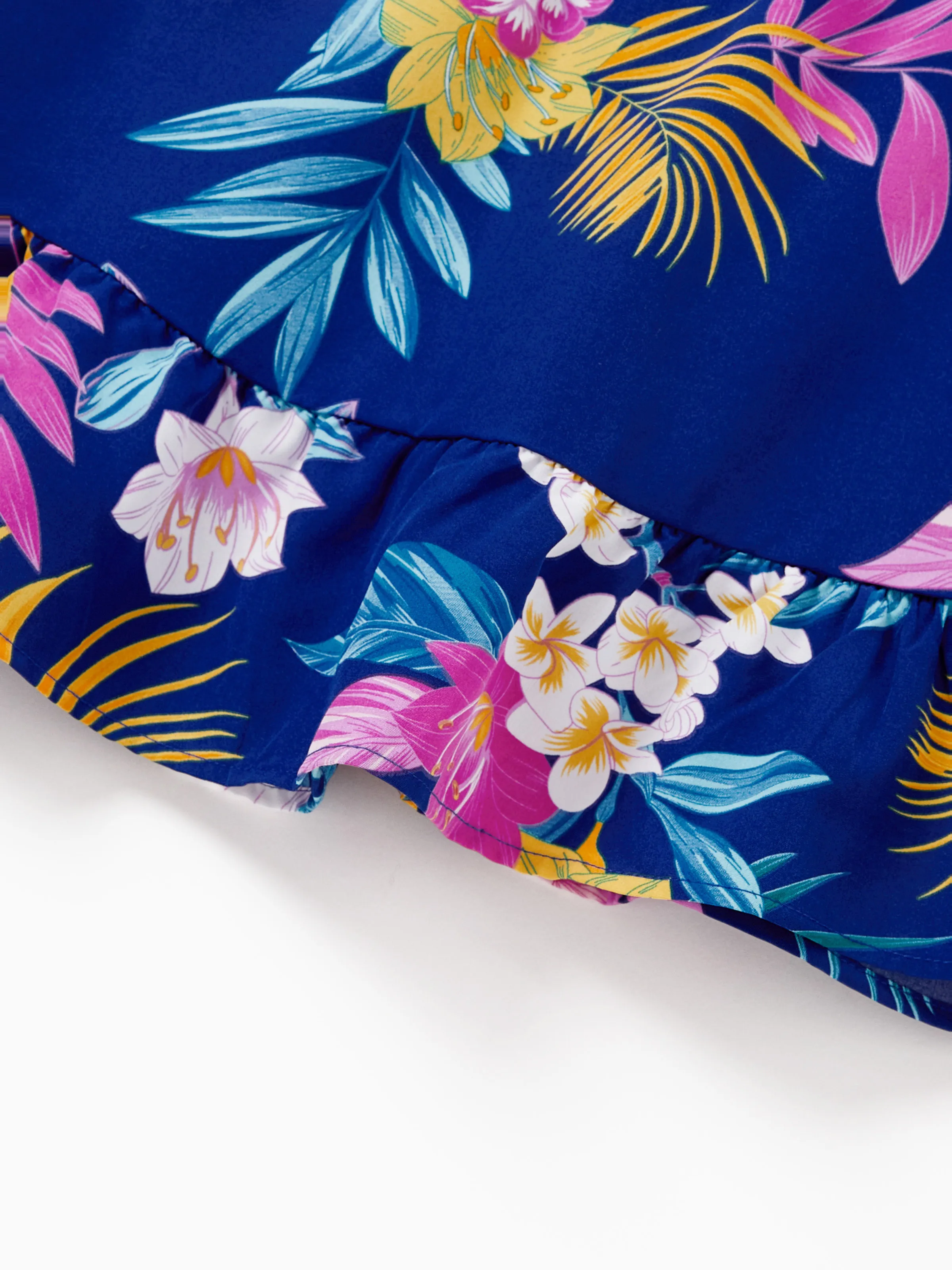 Mommy and Me Matching Family Hawaiian Outfits Tropical Floral Print Strap Dress or Short-sleeve Shirts & Shorts Set Summer Beachwear Set for Vacation  Deep Blue - Image 17