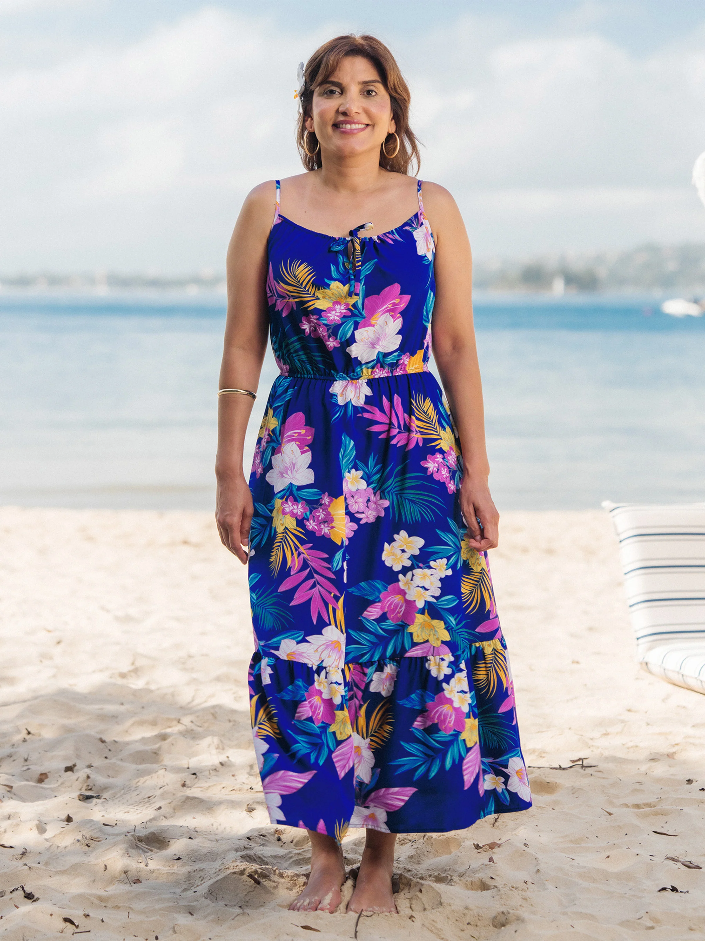 Mommy and Me Matching Family Hawaiian Outfits Tropical Floral Print Strap Dress or Short-sleeve Shirts & Shorts Set Summer Beachwear Set for Vacation  Deep Blue - Image 4