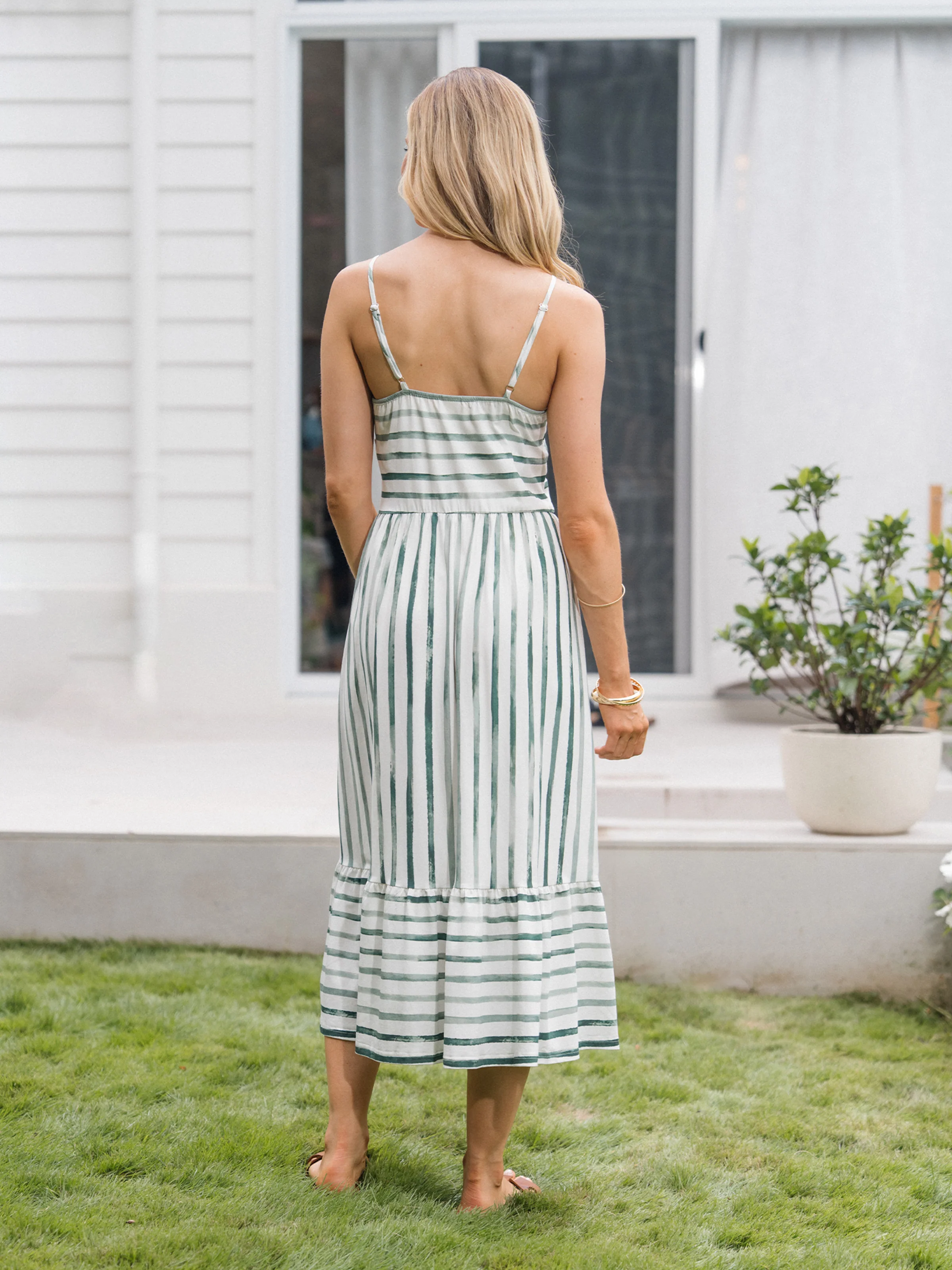 Family Matching Cotton Outfits Set Green Striped T-Shirt and Dress Set for Dad, Mom, Kids & Baby, Perfect for Summer Family Outings & Photos Green - Image 4
