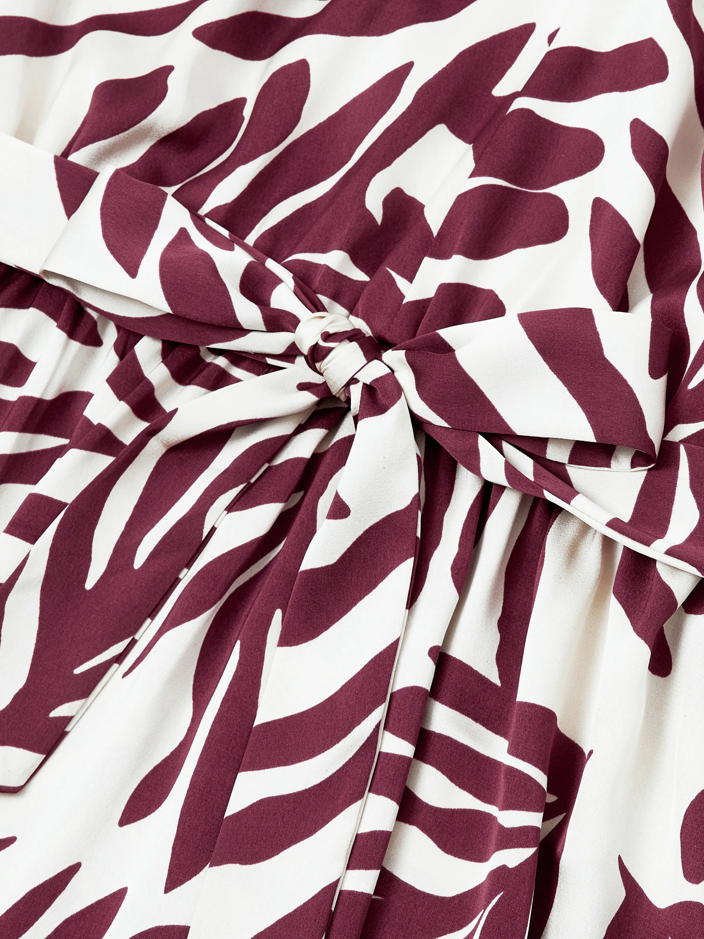 Mommy & me Outfits Red Leaf Print Shirts and Strap Belted Dress for Hawaii/Cruise/Resort/Casual Wear White - Image 6