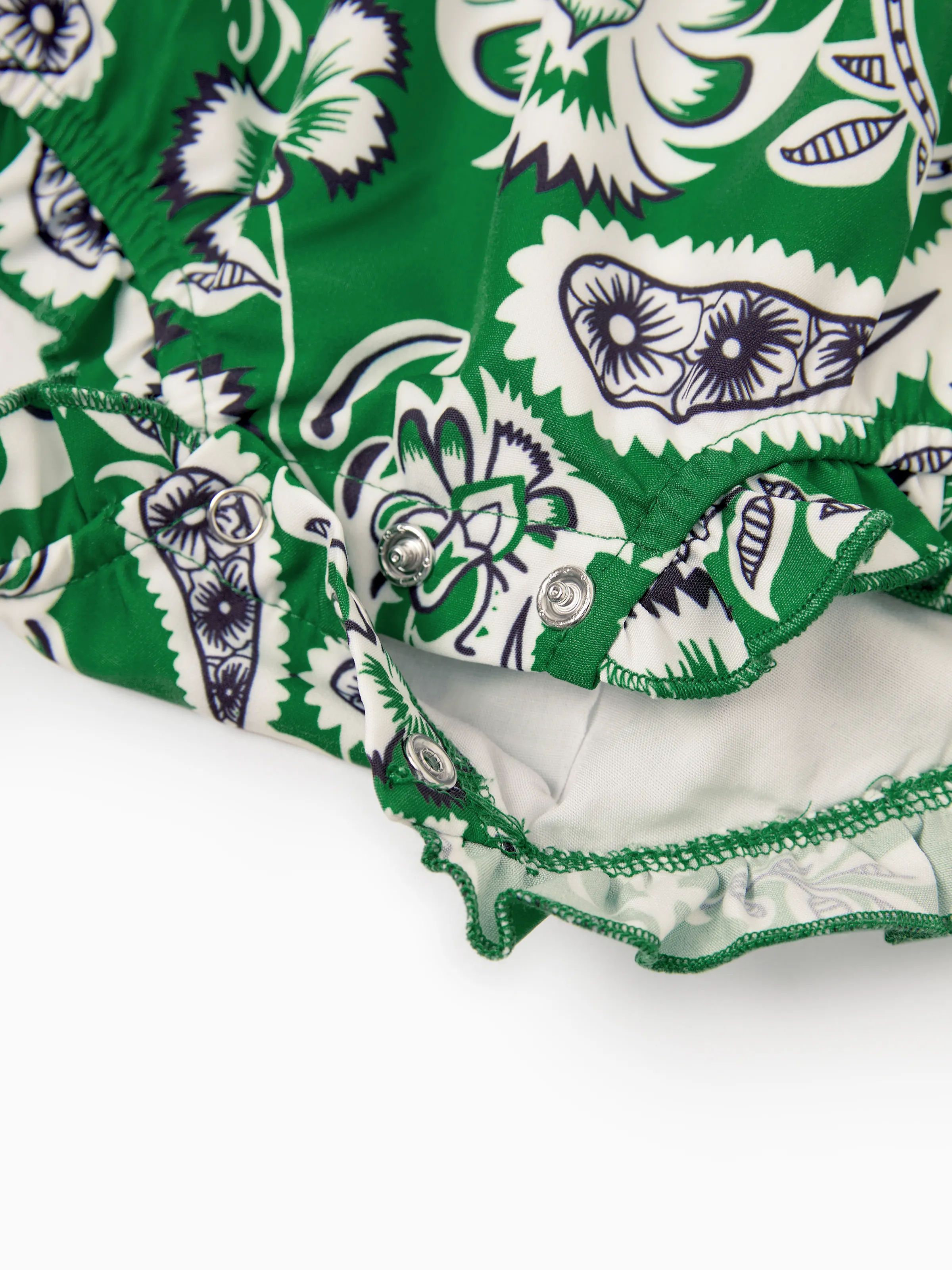 Mommy & me Outfits Set Floral Print Short-sleeve Collar Shirt or Strappy Smocked  Dress for Summer Vacation Green - Image 22