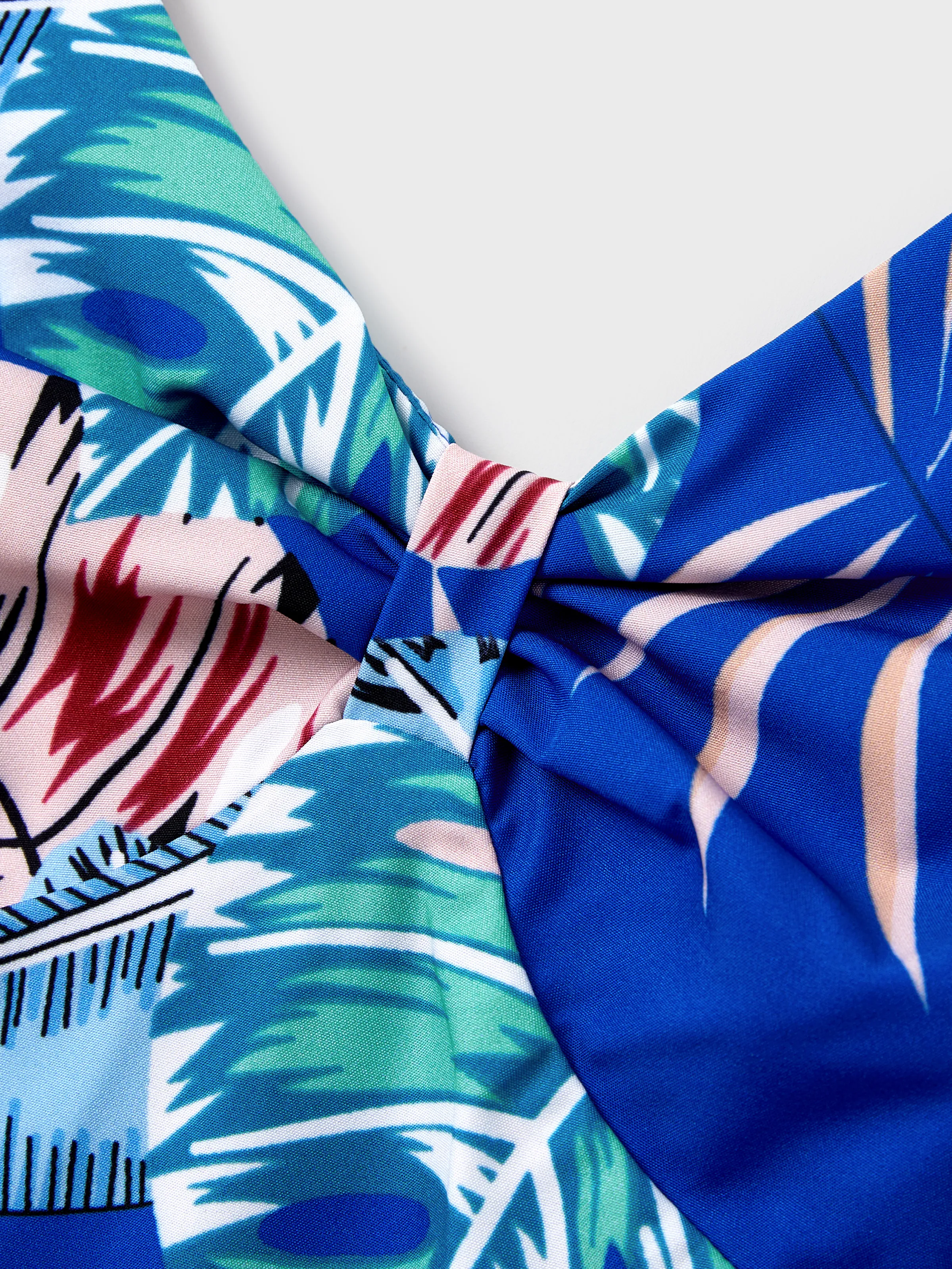Mommy & me Tropical Dress & T-shirt Set – Blue Floral Print for Dad, Mom, Girls & Baby, Perfect for Summer Vacations and Family Photos Blue - Image 9